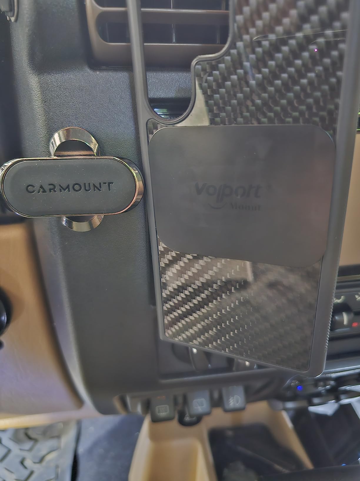 CARMOUNT F1 Dashboard Car Mount | Magnetic Phone Holder for Car, Ultra Strong 8X N52 Magnets, 360° Rotation, Universal Dash Mount for All Cell Phones | Magnet Phone Holder for Car (1 Pack) customer photo 1