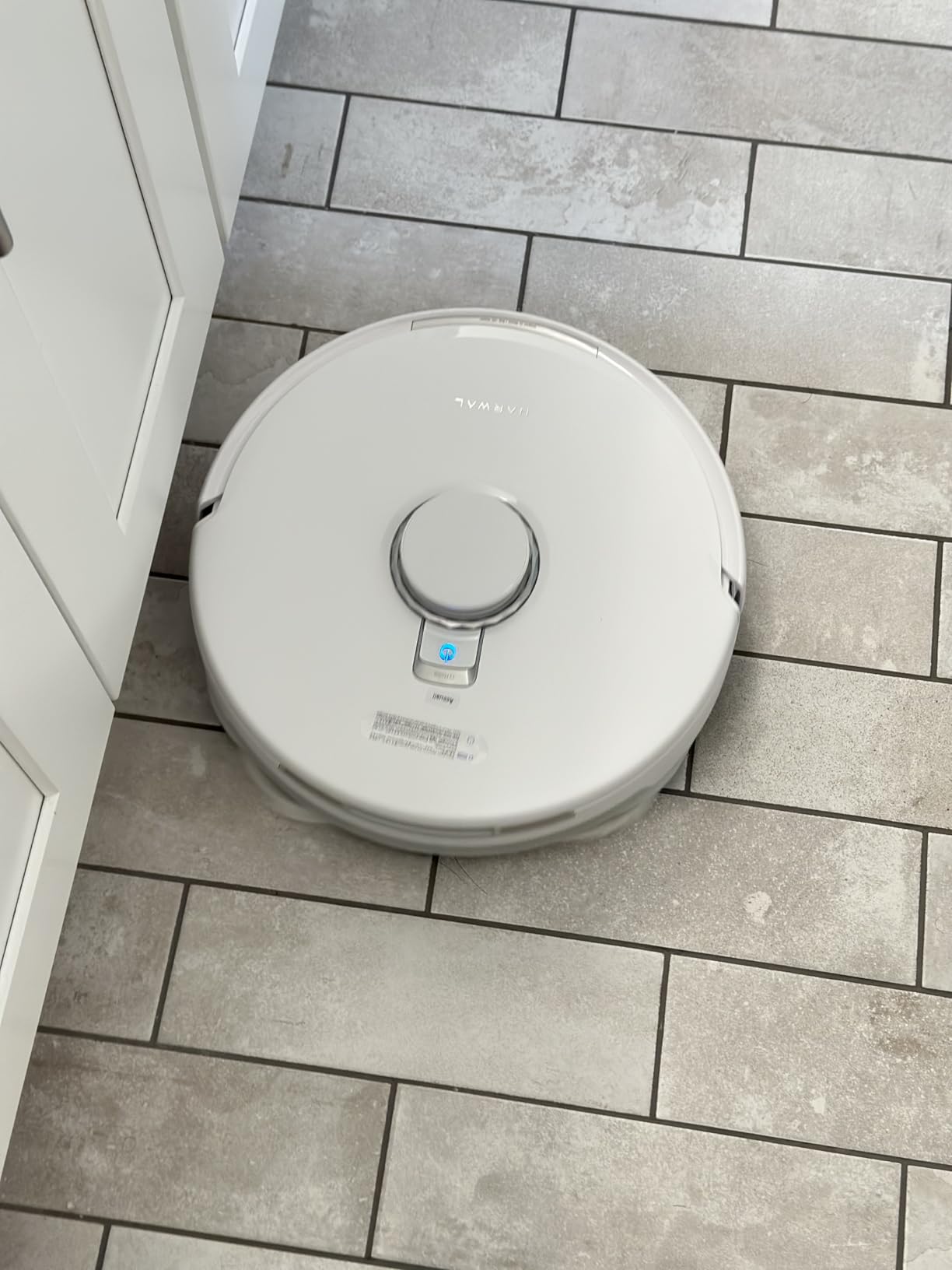 NARWAL Freo Z10 Robot Vacuum and Mop Combo, Tangle Free Robot Mop, 15,000Pa Suction, Self-Emptying, Mop Washing & Drying, Obstacle Avoidance, for Pet Hair & Hard Floor customer photo 1