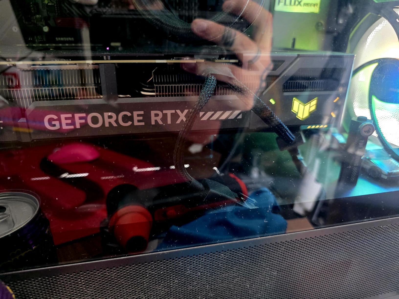 ASUS TUF GeForce RTX 5070 12GB GDDR7 OC Edition Graphics Card, NVIDIA, Desktop (PCIe 5.0, HDMI/DP 2.1, 3.125-Slot, Military-Grade Components, Protective PCB Coating, Axial-tech Fans) customer photo 2