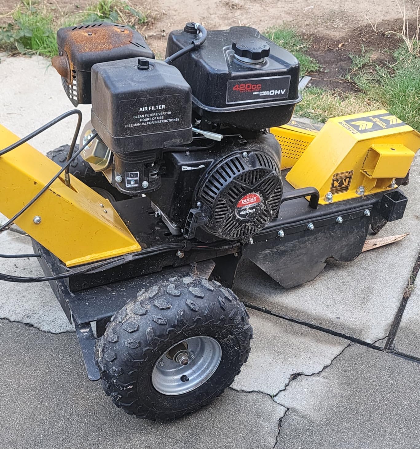 MechMaxx 15 Inch DUCAR 420cc 15HP Electric Start Gasoline Engine Stump Grinder With Tow Bar, 12pcs Alloy Teeth, 15'' Cutting Height And 10'' Cutting Depth, Two Wheel Brake System, SG380 Yellow customer photo 1