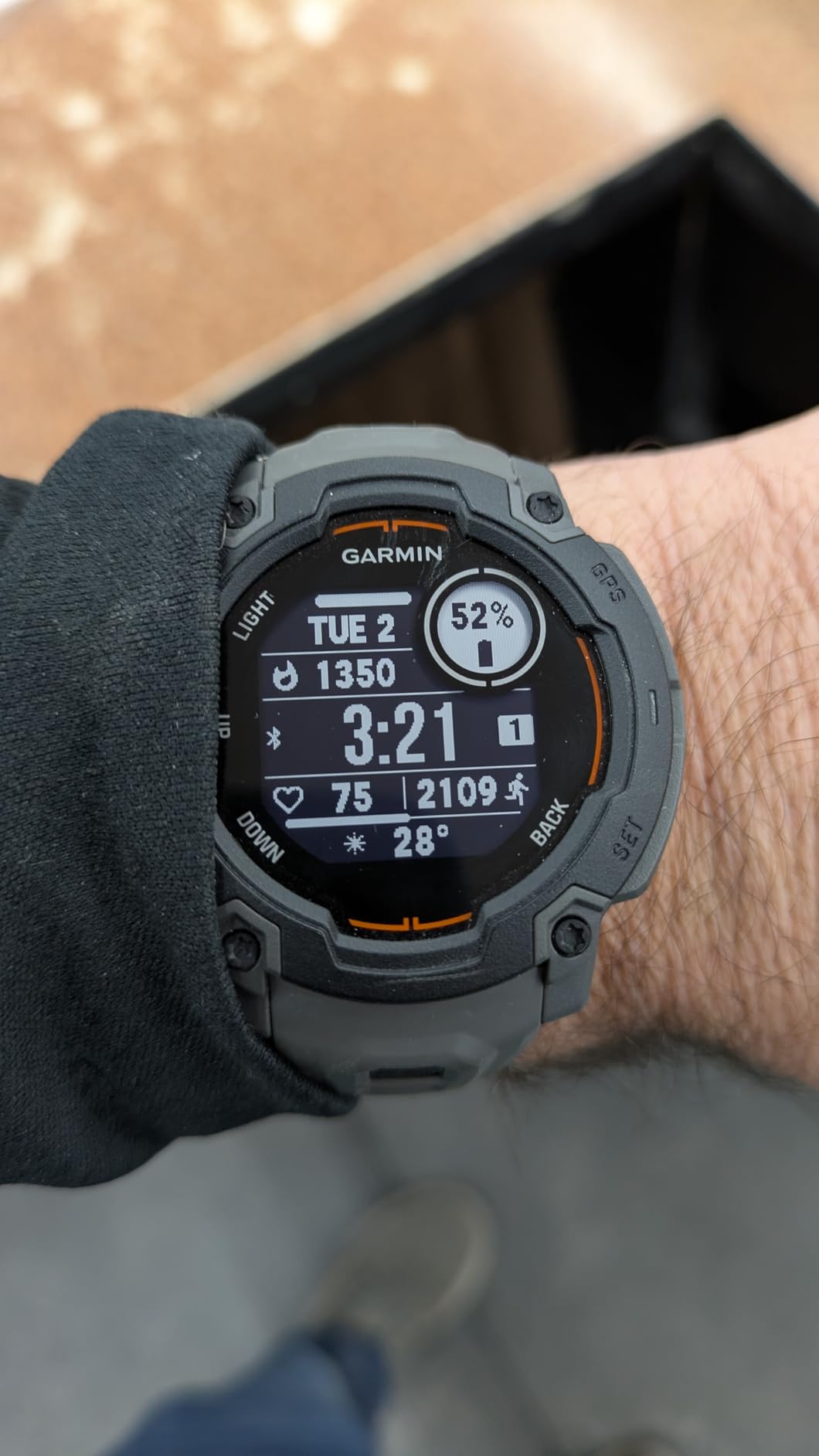 Instinct® E 45mm, Rugged Outdoor GPS Smartwatch, 24/7 Health Monitoring, Wrist-Based Heart Rate, Up to 16 Days of Battery Life, Charcoal customer photo 1