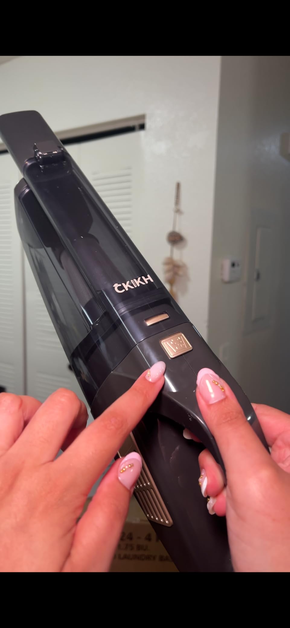 CKIKH Handheld Vacuum Cordless, 15000PA Strong Suction Hand Held Car Vacuum Cleaner Portable with Multi-Nozzles & Washable Filter, Lightweight Rechargeable Vacuum Cleaner for Home, Car, Office, Pets customer photo 1
