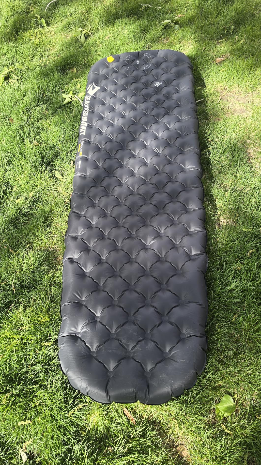 Sea to Summit Ether Light XR Pro Insulated Sleeping Pad, Tapered - Regular (72 x 21.5 x 4 inches) customer photo 2