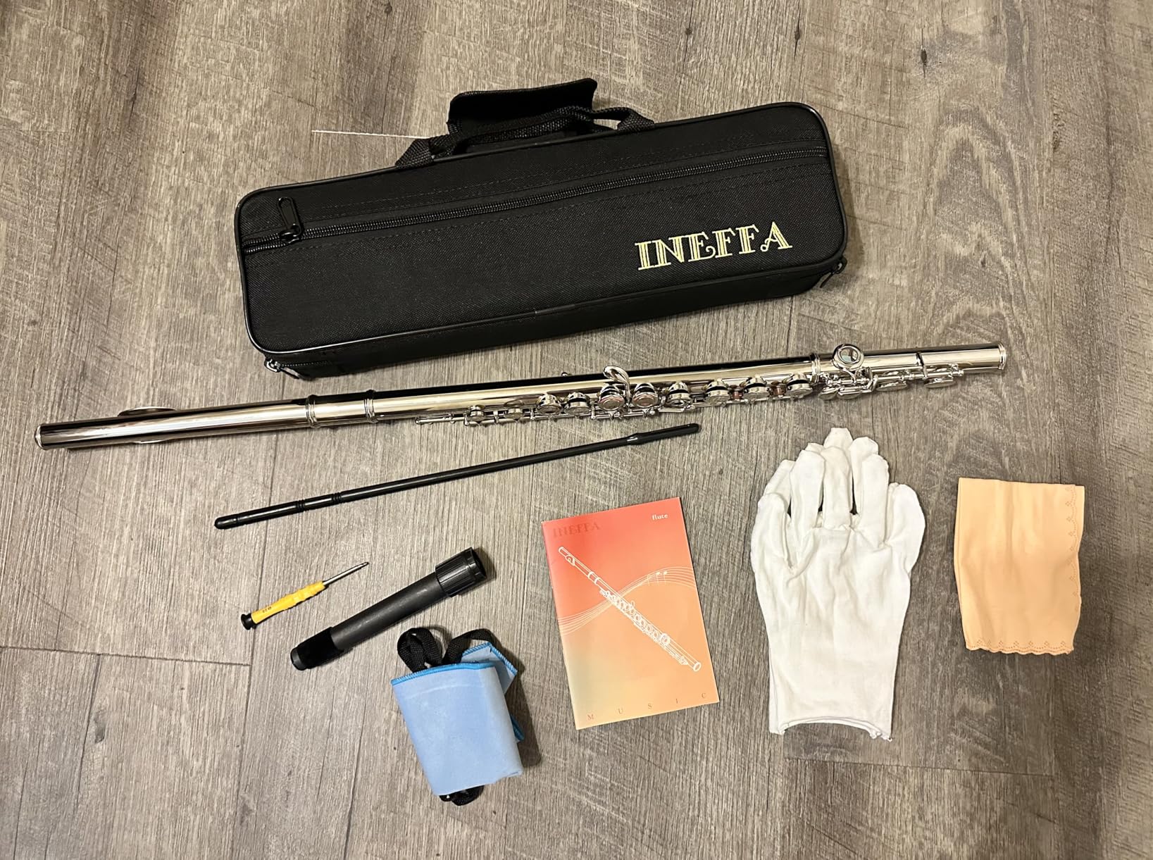 Professional Silver Plated C Flute for Beginners and All Levels, 16 Key Closed Hole with Ergonomic Design, Includes Carrying Case, Gloves, Cleaning Cloth, Tuning Rod, INEFFA customer photo 1
