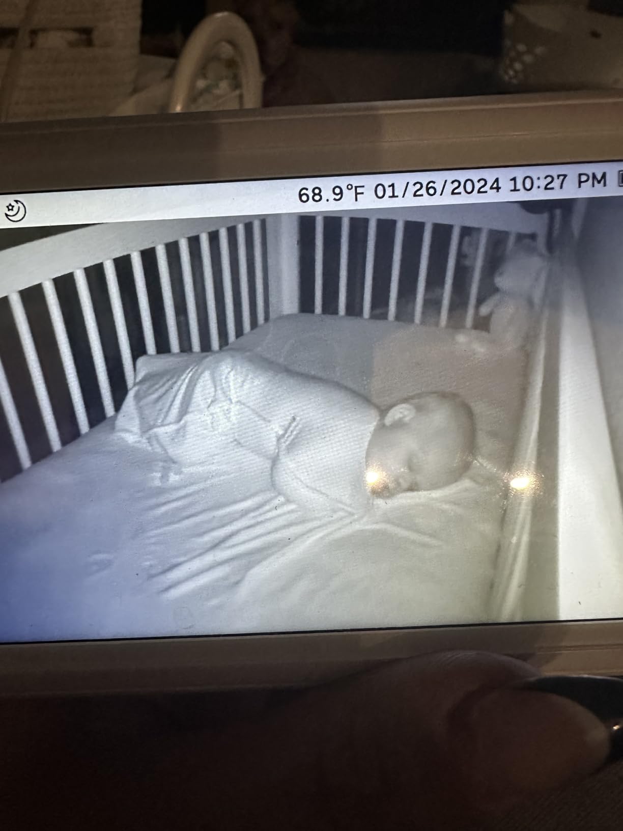 Momcozy Baby Monitor with 2 Cameras 5'' 1080P Split Screen Video Baby Monitor with Camera and Audio No WiFi for Baby Safety 5000mAh Battery Infrared Night Vision 2-Way Audio 960ft Range Ideal Gift customer photo 1