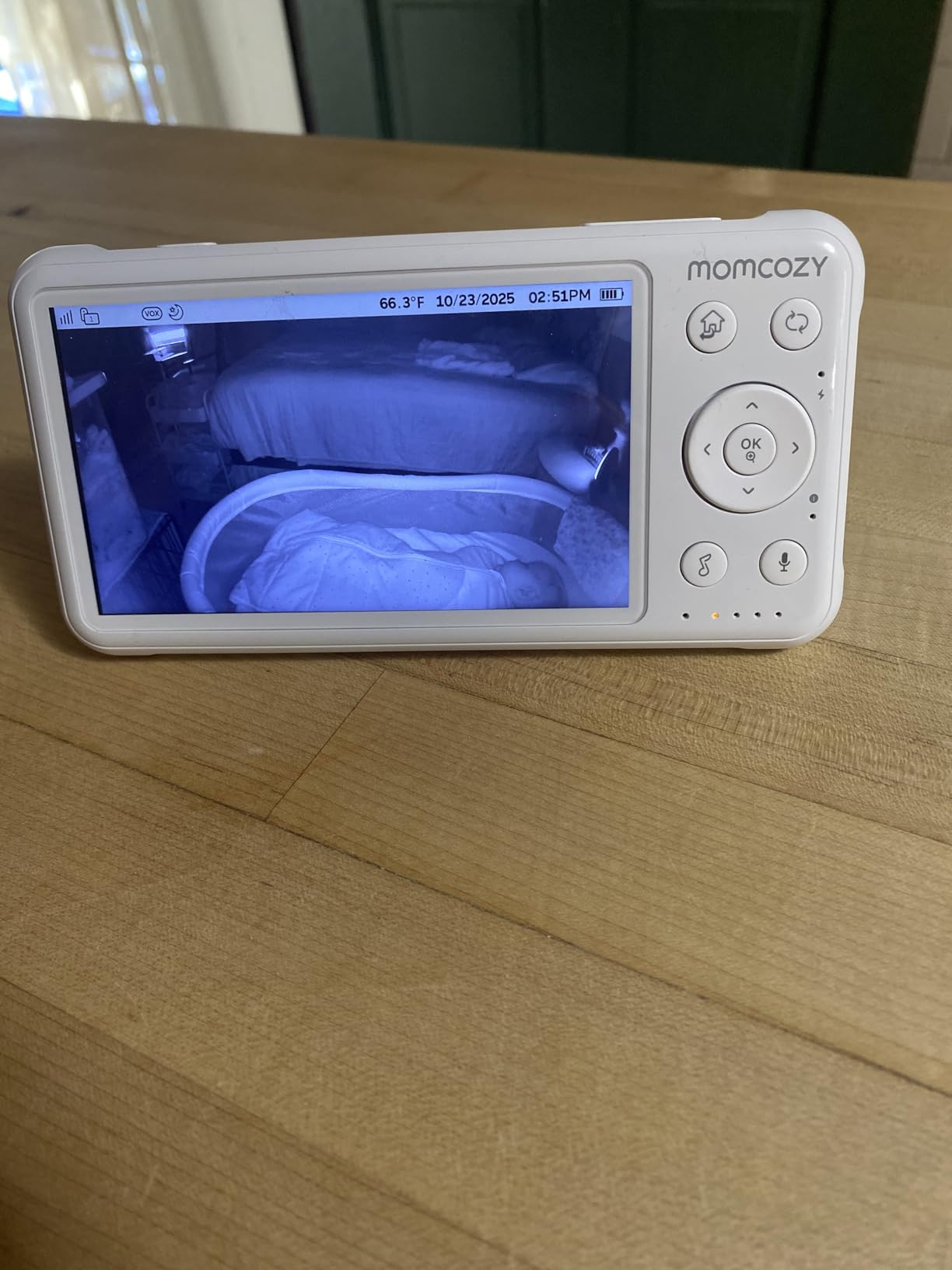 Momcozy Baby Monitor with 2 Cameras 5'' 1080P Split Screen Video Baby Monitor with Camera and Audio No WiFi for Baby Safety 5000mAh Battery Infrared Night Vision 2-Way Audio 960ft Range Ideal Gift customer photo 2