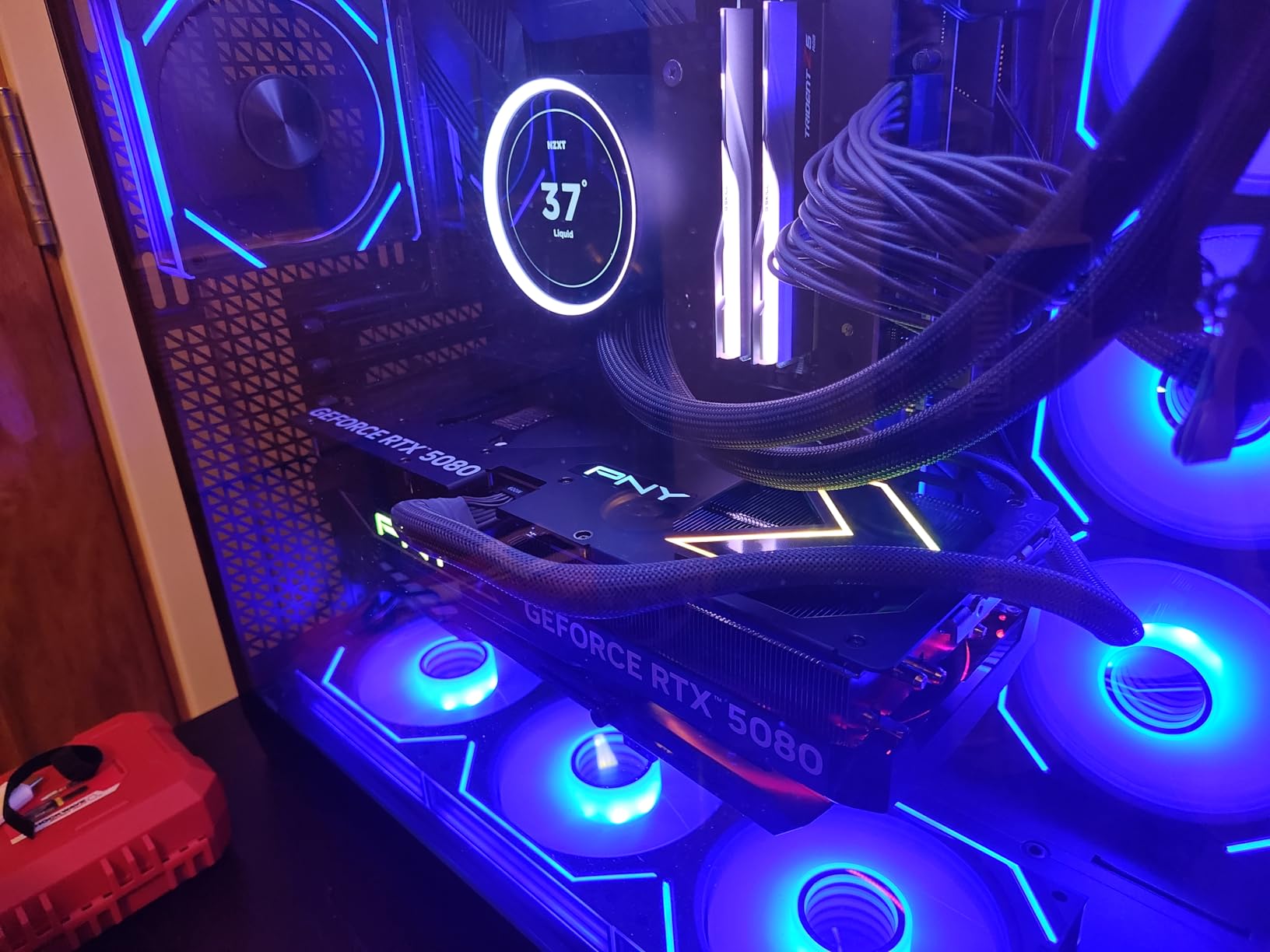 PNY NVIDIA GeForce RTX 5080 Epic-X ARGB OC Triple Fan Graphics Card (16GB GDDR7, 256-bit, PCIe 5.0, NVIDIA Blackwell Architecture, DLSS 4) customer photo 2