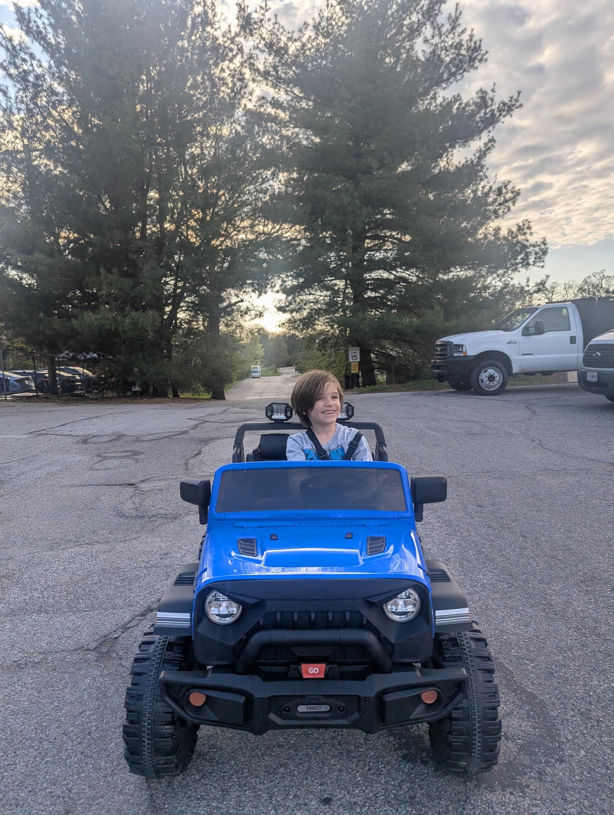 Outfunny 2 Seater Ride on Car Toy, 12V Electric Car for Kids 4-8 with Remote Control, Capacity 150 lb, LED Light - Blue customer photo 1