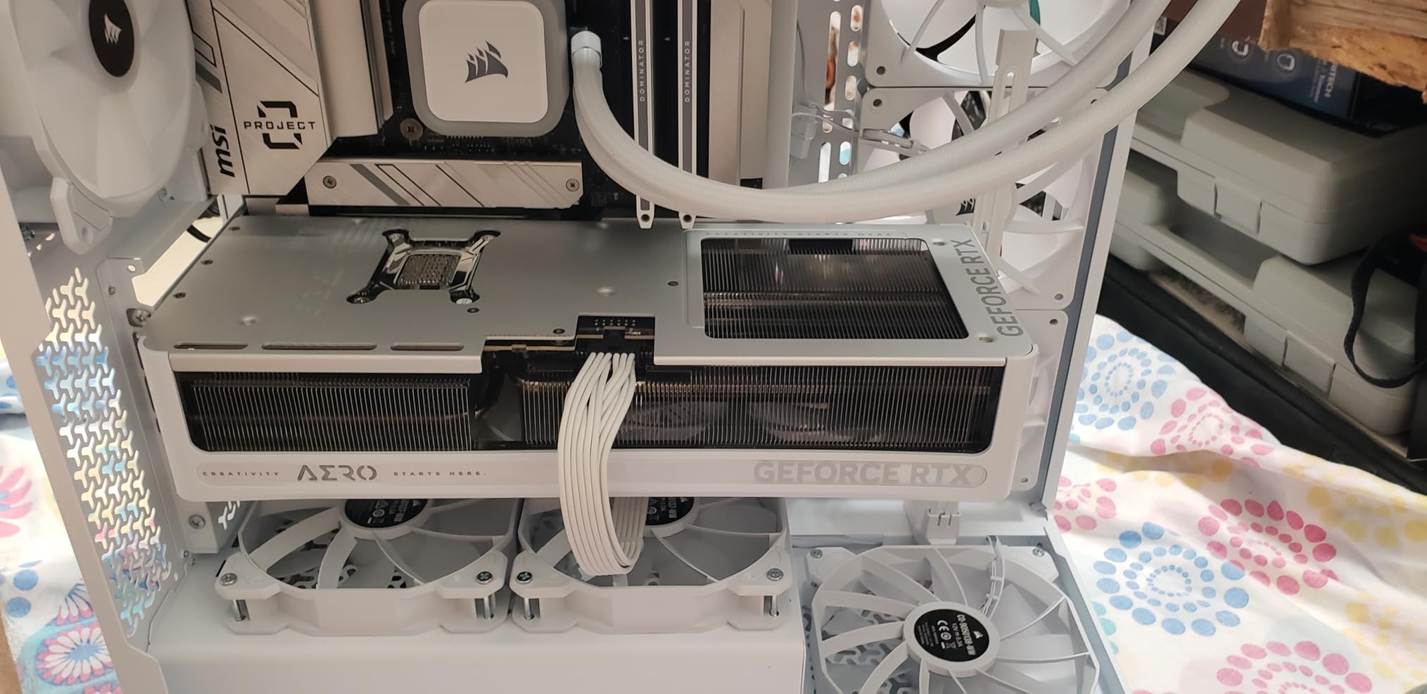 GIGABYTE GeForce RTX 5070 Ti AERO OC 16G Graphics Card customer photo 1