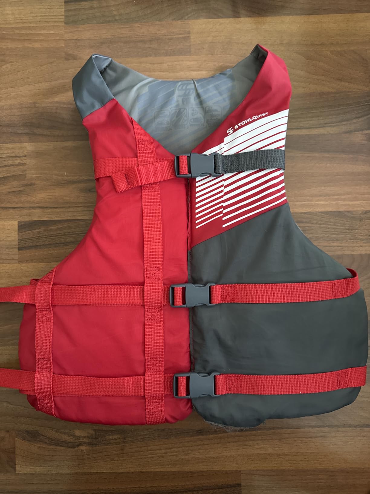 Stohlquist FIT Adult Life Jacket, US Coast Guard Approved Type III Life Vest, PFD for Men and Women, Universal Fit (30-52