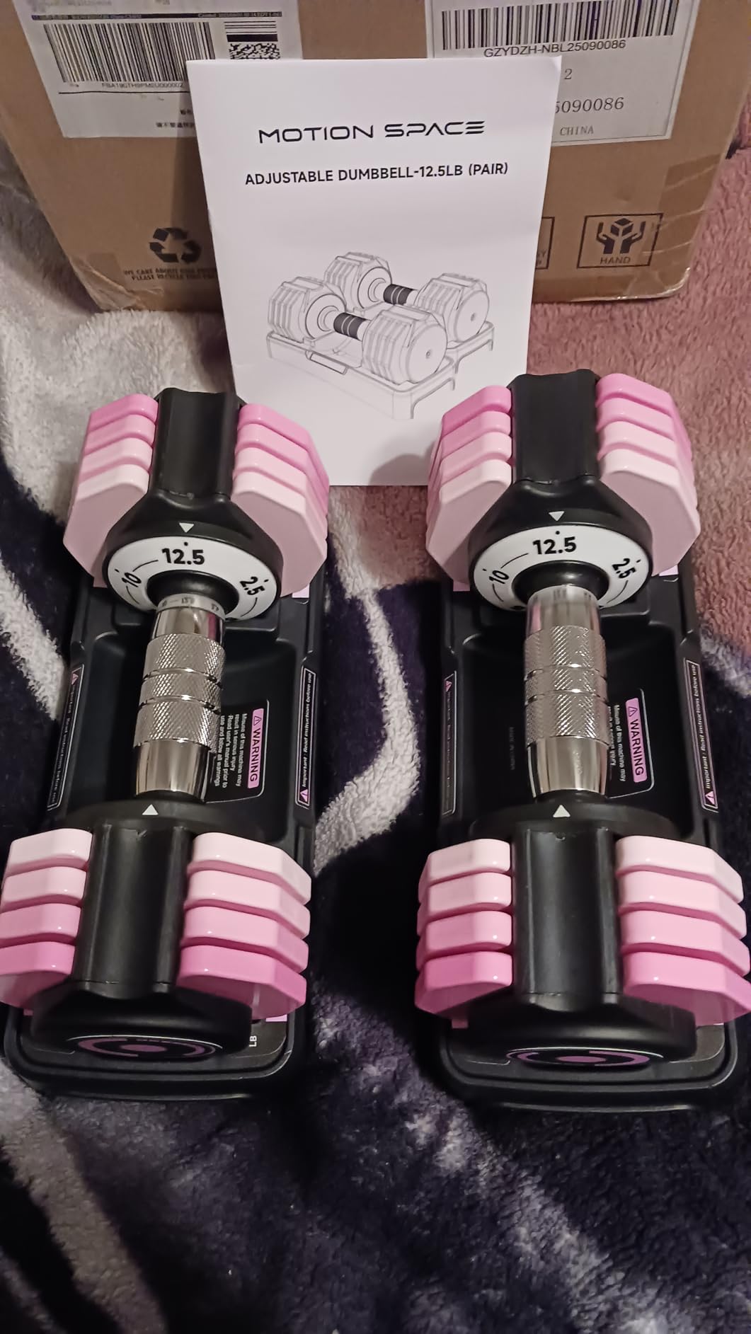 Adjustable Dumbbells Set 12.5LB Pair, 1-Sec Fast Adjustable 5 Free Weights, Premium Comfort Non-slip Metal Handle, Compact Size customer photo 1