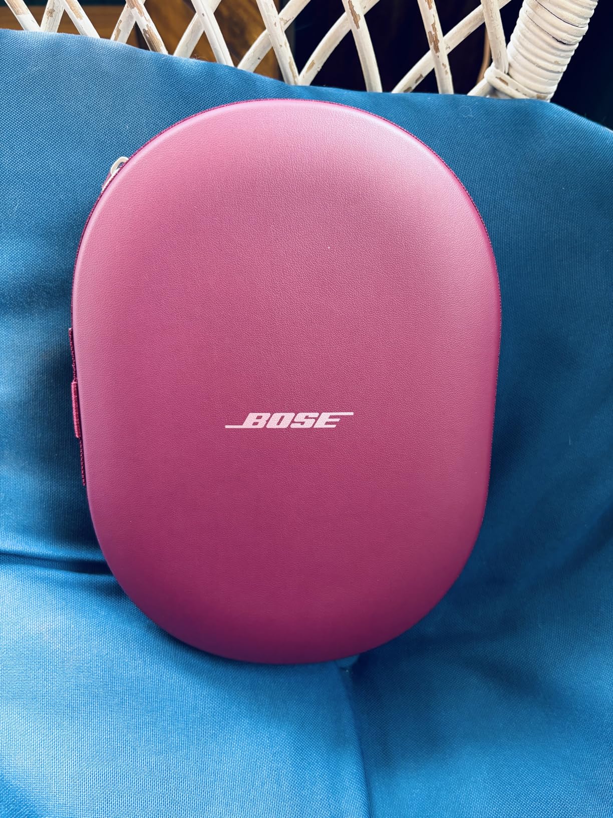 Bose QuietComfort Ultra Bluetooth Headphones, Wireless Headphones with Spatial Audio, Over Ear Noise Cancelling with Mic, Up to 24 Hours of Playtime, Deep Plum - Limited Edition Color customer photo 2