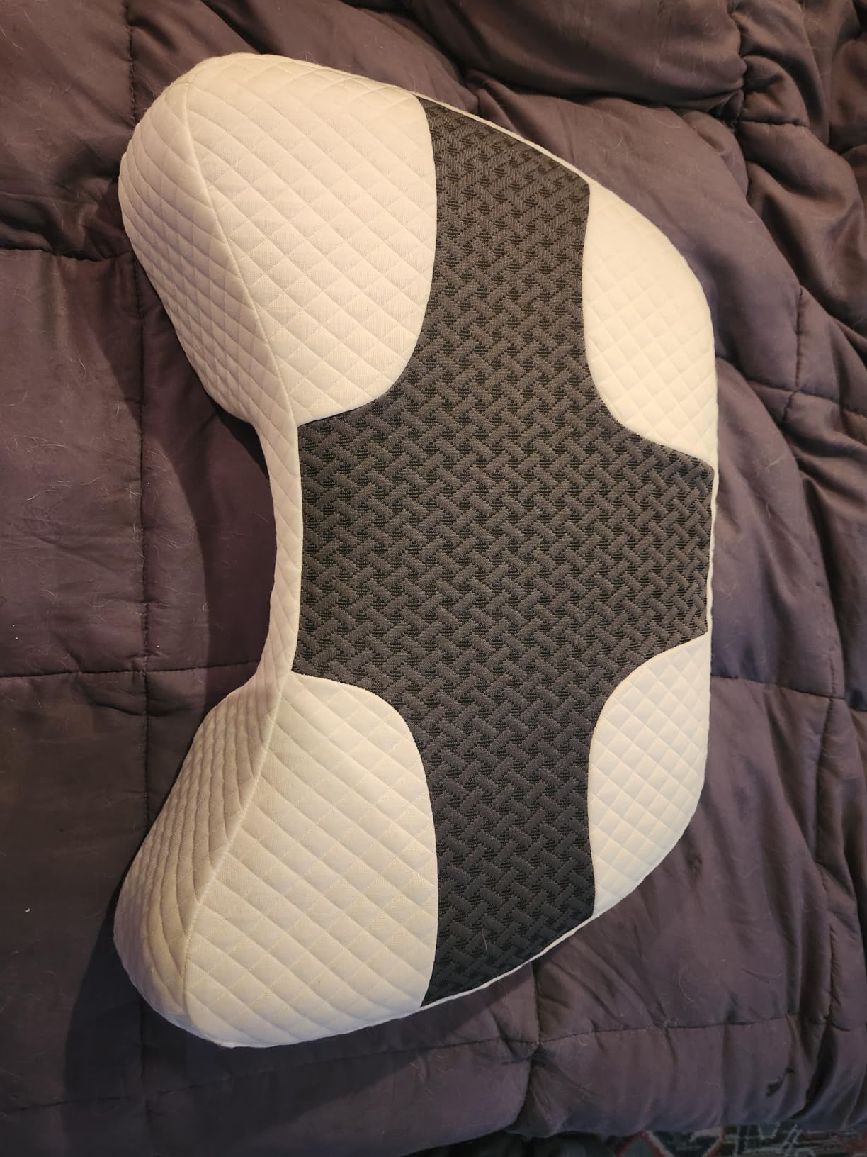 Side Sleeper Pillow with Arm Hole, Shoulder Relief System, Arm Pillow for Neck and Shoulder Pain, Premium Memory Foam, Suitable for Side, Back and Stomach Sleepers - Grey customer photo 2