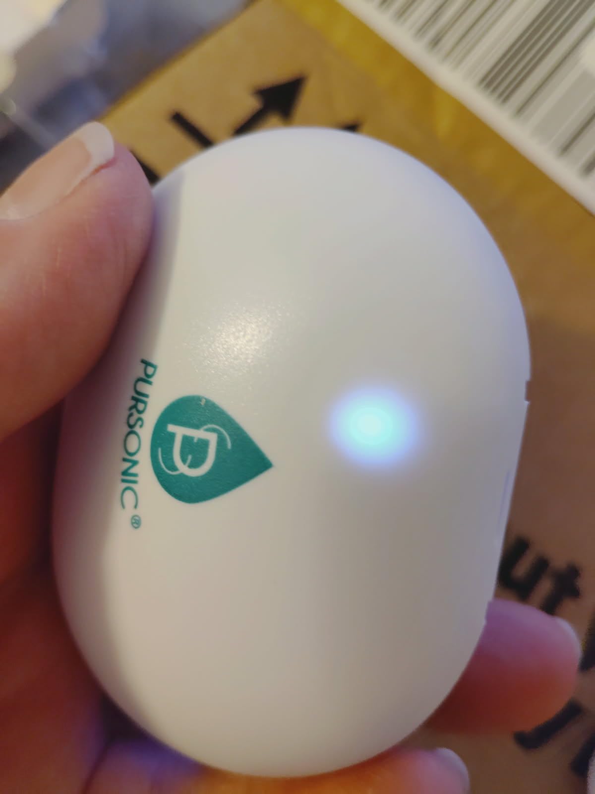 Pursonic Portable UV Toothbrush Sanitizer Case - Rechargeable Toothbrush Cleaner with UV Light & Magnetic Mounting - Compact, Hygienic & Long-Lasting (30-Day Battery) for Home & Travel (White) customer photo 2