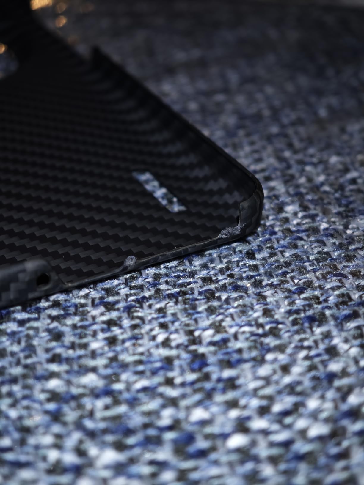 Slim and Lightweight Aramid Carbon Fiber Case for Xiaomi 15 Ultra (for xiaomi 15 Ultra) customer photo 2