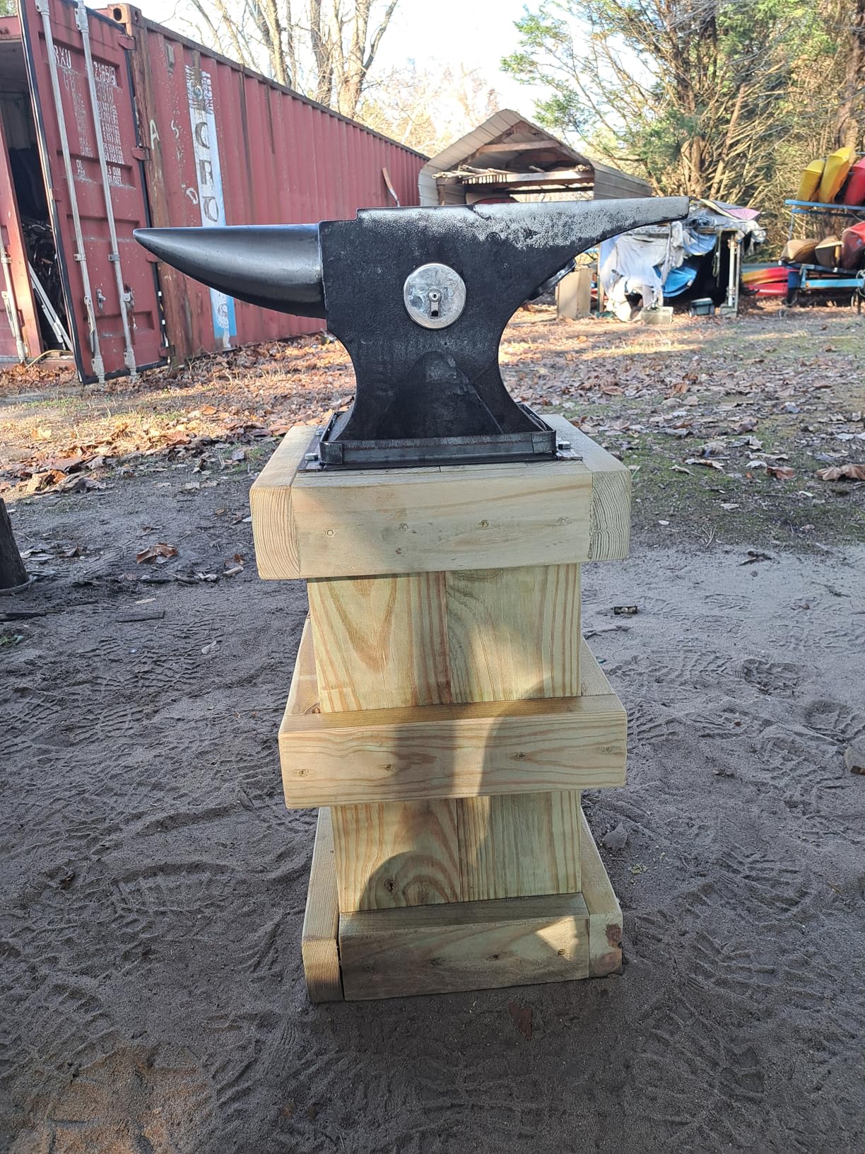 110Lbs Cast Steel Anvil, Single Horn Anvil, High Hardness Round Horn Anvil Blacksmith with Large Countertop and Stable Base customer photo 1
