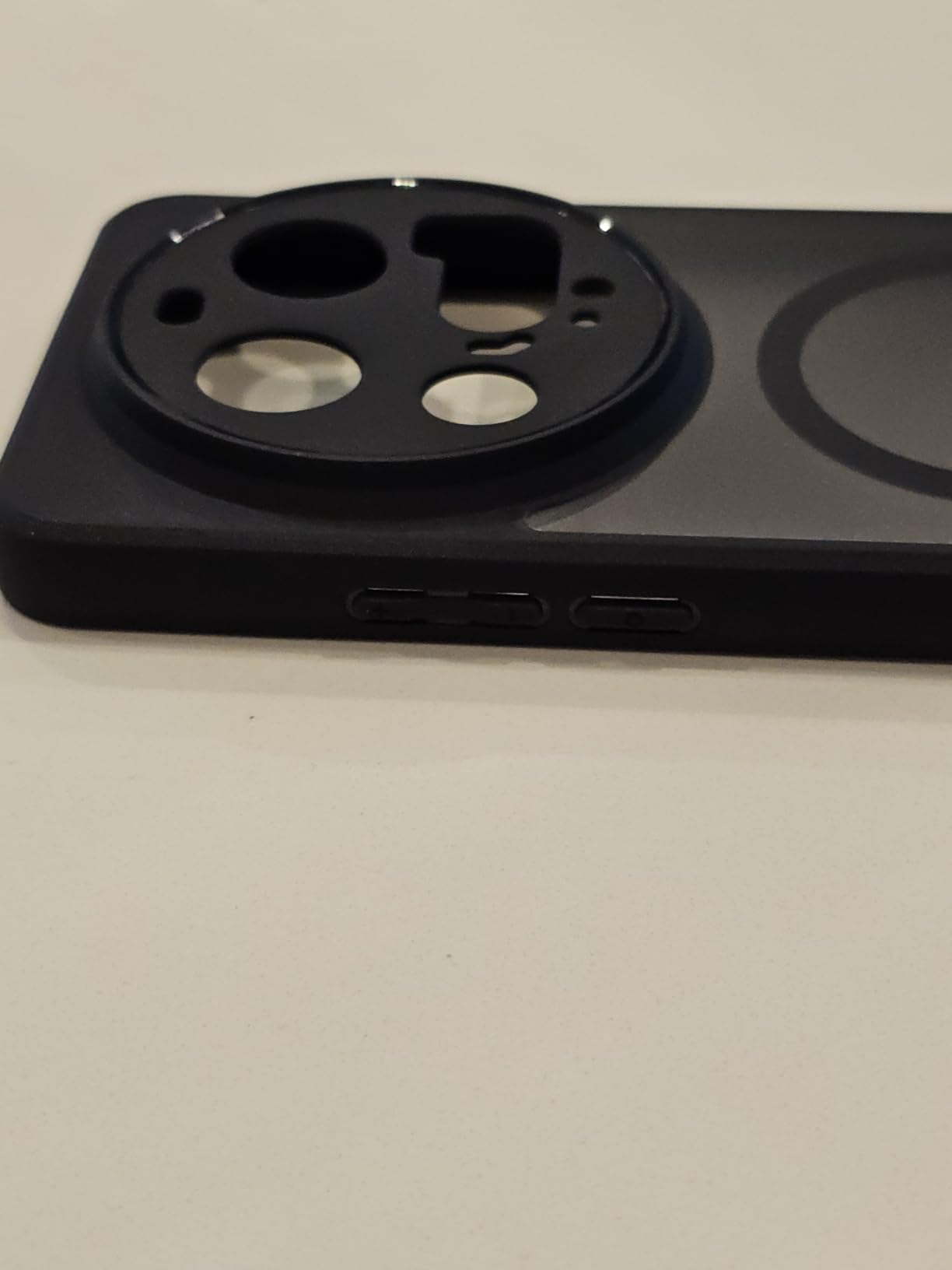 Compatible with Xiaomi 15 Ultra Case Cover,Compatible with MagSafe,Compatible with Xiaomi 15 Ultra Built-in Magnetic Anti-Shock Cell Phone Case Black customer photo 1