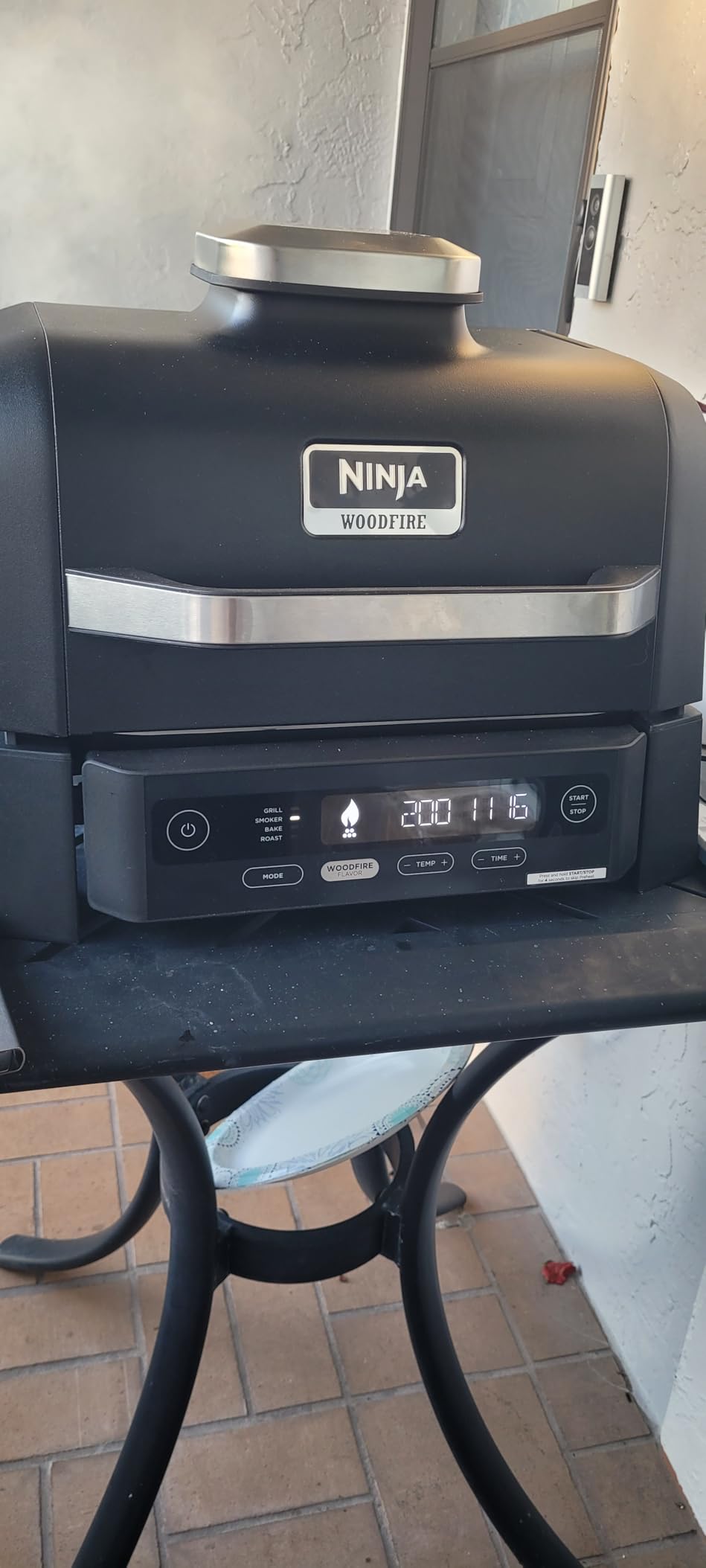 Ninja Woodfire Outdoor Grill & Smoker, 6-in-1 Functionality, Grill, Smoke, Bake, Roast, Air Fry, Broil, Authentic Woodfire Flavors, Electric Heat, OG321 customer photo 2
