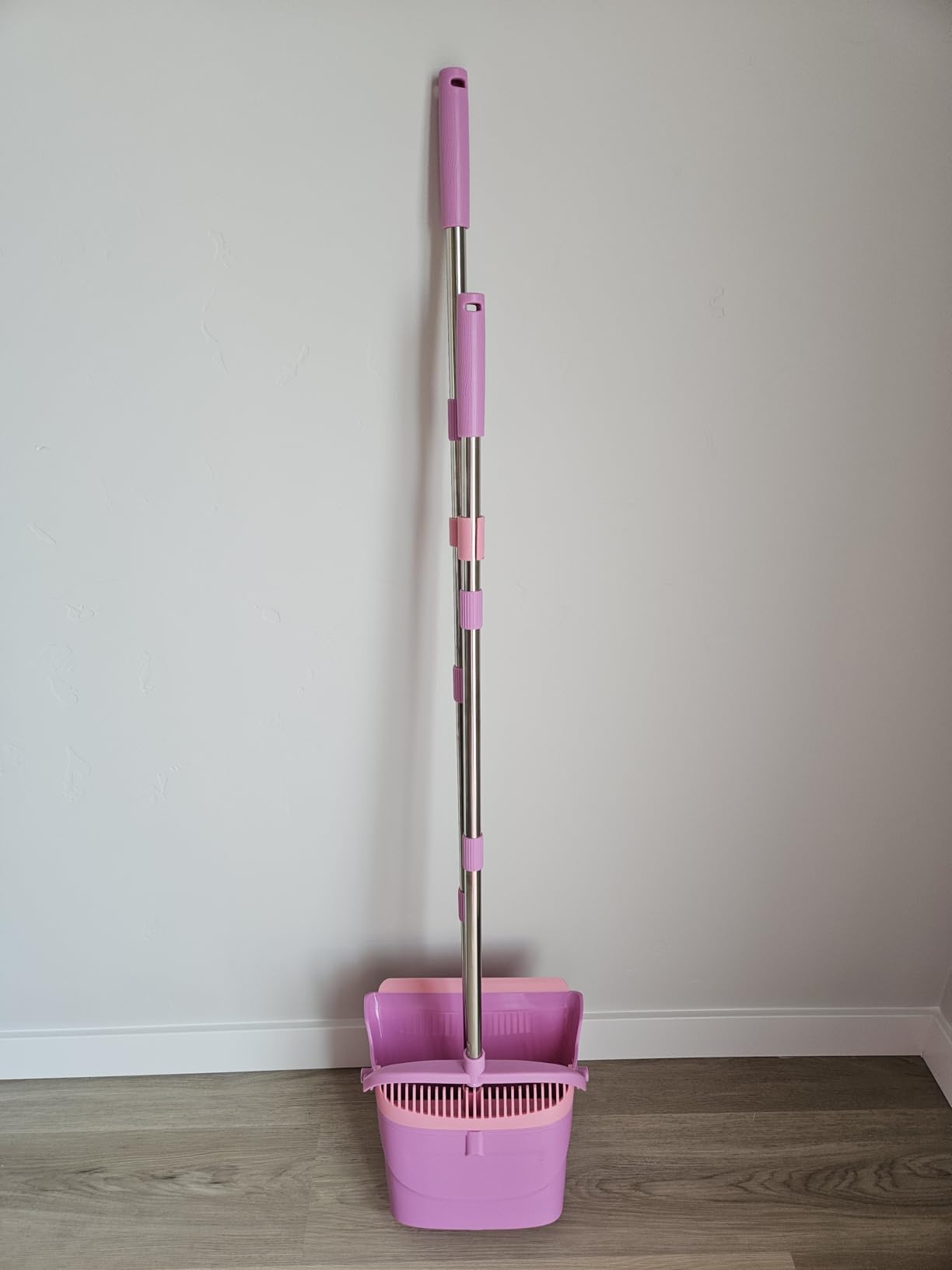 kelamayi Upgrade Broom and Dustpan Set, Self-Cleaning with Dustpan Teeth, Ideal for Dog Cat Pets Home Use, Super Long Handle Upright Stand Up Broom and Dustpan Set customer photo 2
