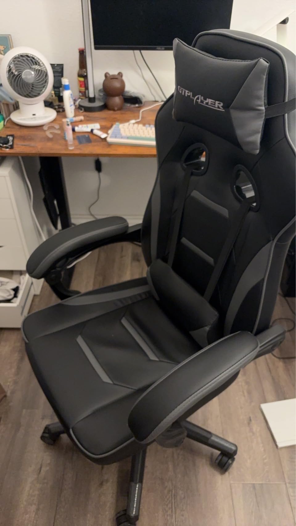 GTPLAYER Gaming Chair with Footrest, Big and Tall Computer Game Chair 350lb Racing Style, Ergonomic High Back Lumbar Support and Recliner, Moon Gray customer photo 1