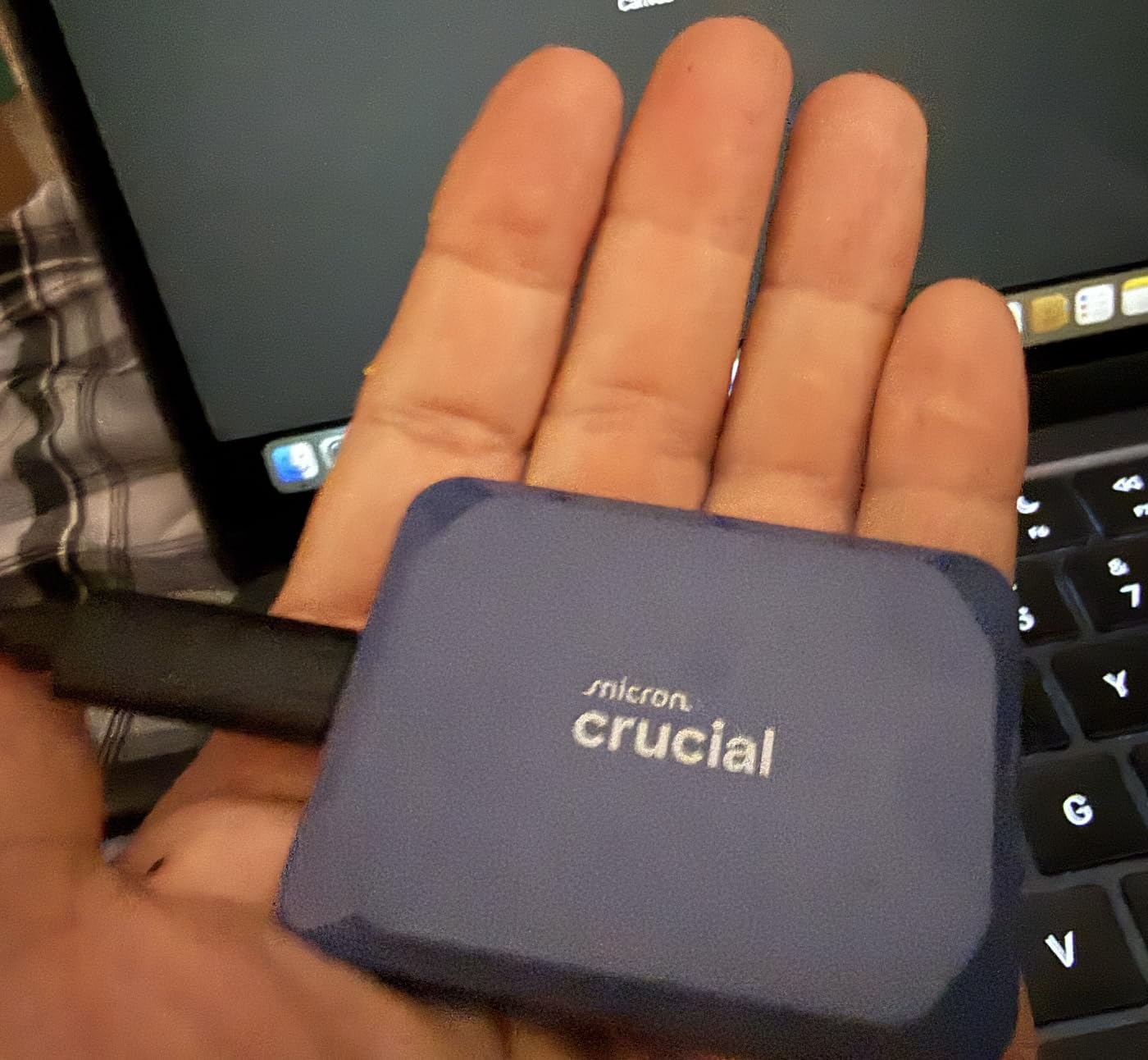 Crucial X10 2TB Portable SSD, Up to 2,100MB/s, USB 3.2 USB-C, External Solid State Drive, Compatible with Windows, Mac & Android, Durable Storage for Games, Photos & Files customer photo 2
