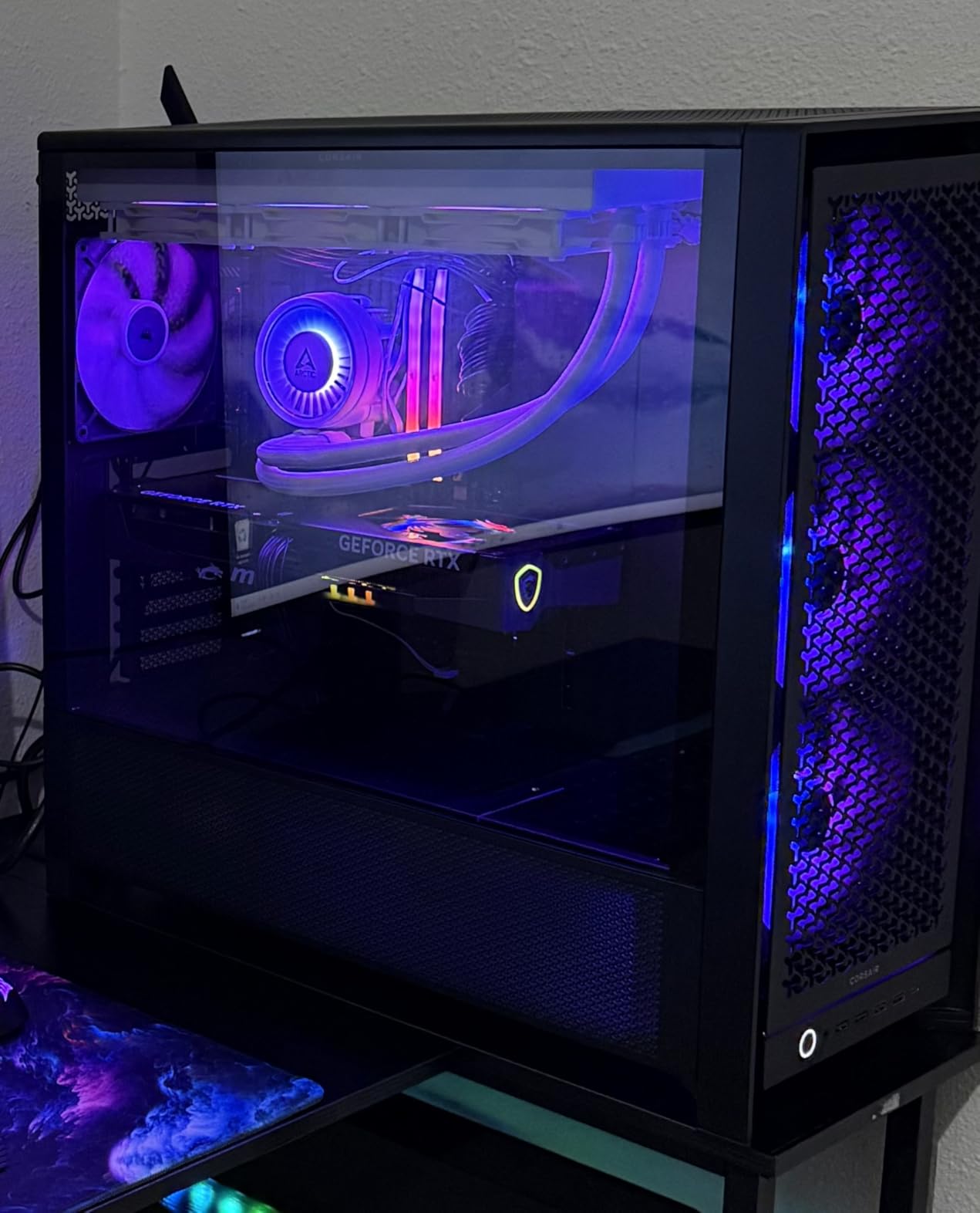 CORSAIR Frame 5000D RS ARGB Modular High Airflow Mid-Tower PC Case - 4X Pre-Installed RS ARGB Fans, InfiniRail Fan Mounting System, ASUS BTF, MSI Project Zero, Gigabyte Project Stealth - Black customer photo 2
