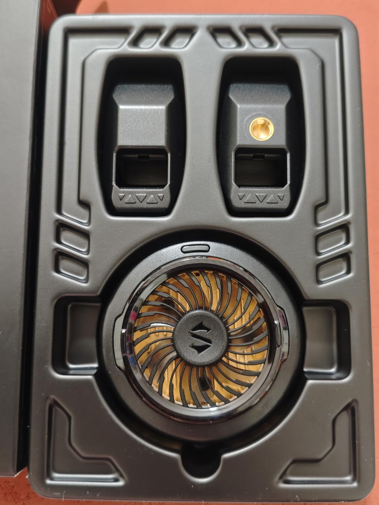 Black Shark FunCooler 5 Magnetic Cell Phone Cooler for Gaming, Portable Mobile Phone Cooling Fan with RGB Light customer photo 2