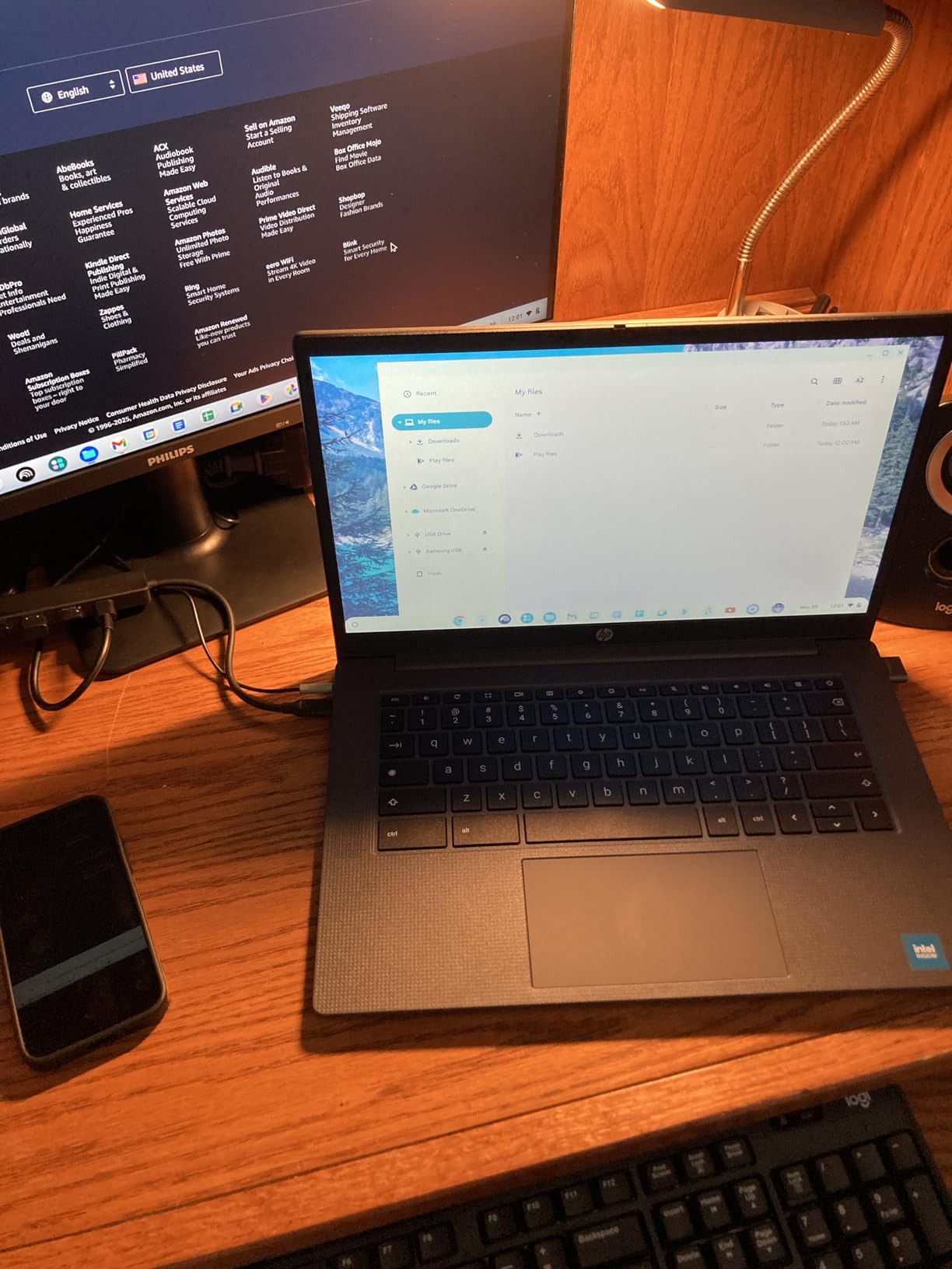 HP Chromebook 14 inch Laptop, HD Display, Intel Processor N100, 8 GB RAM, 128 GB UFS, UHD Graphics, Chrome OS customer photo 1