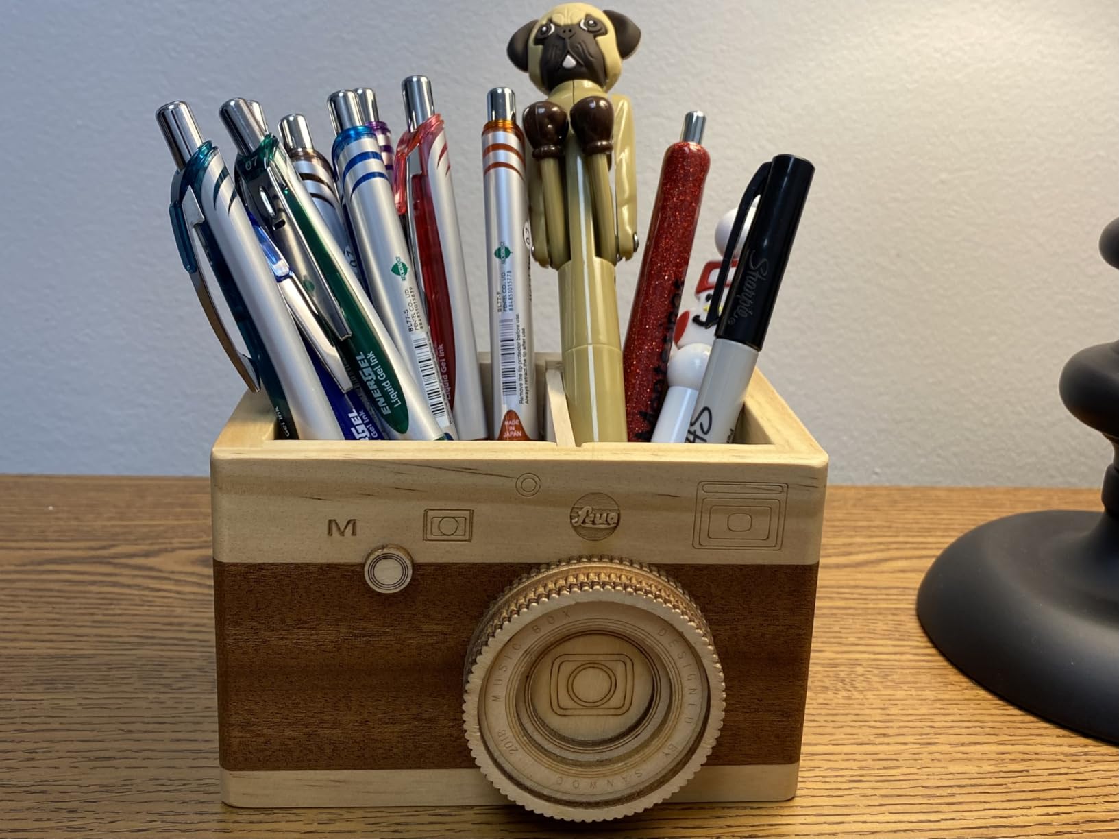 Vintage Wooden Camera Pencil Holder - Retro Desk Organizer for Pens & Stationery, Unique Photography Gift for Photographers, Creative Wooden Pen Holder for Office & Home Decor (Double slot) customer photo 1
