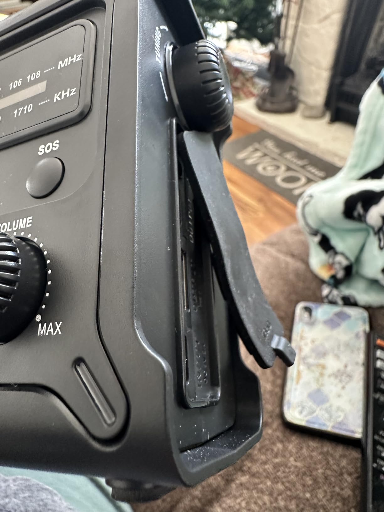 Emergency Weather Radio with Large Solar Panel, Efficient Hand Crank & Real 12000mAh Battery | AM/FM/NOAA Bands, LED Flashlight, Reading Lamp, SOS Alarm & Phone Charger for Camping, Blackout, Survival customer photo 2