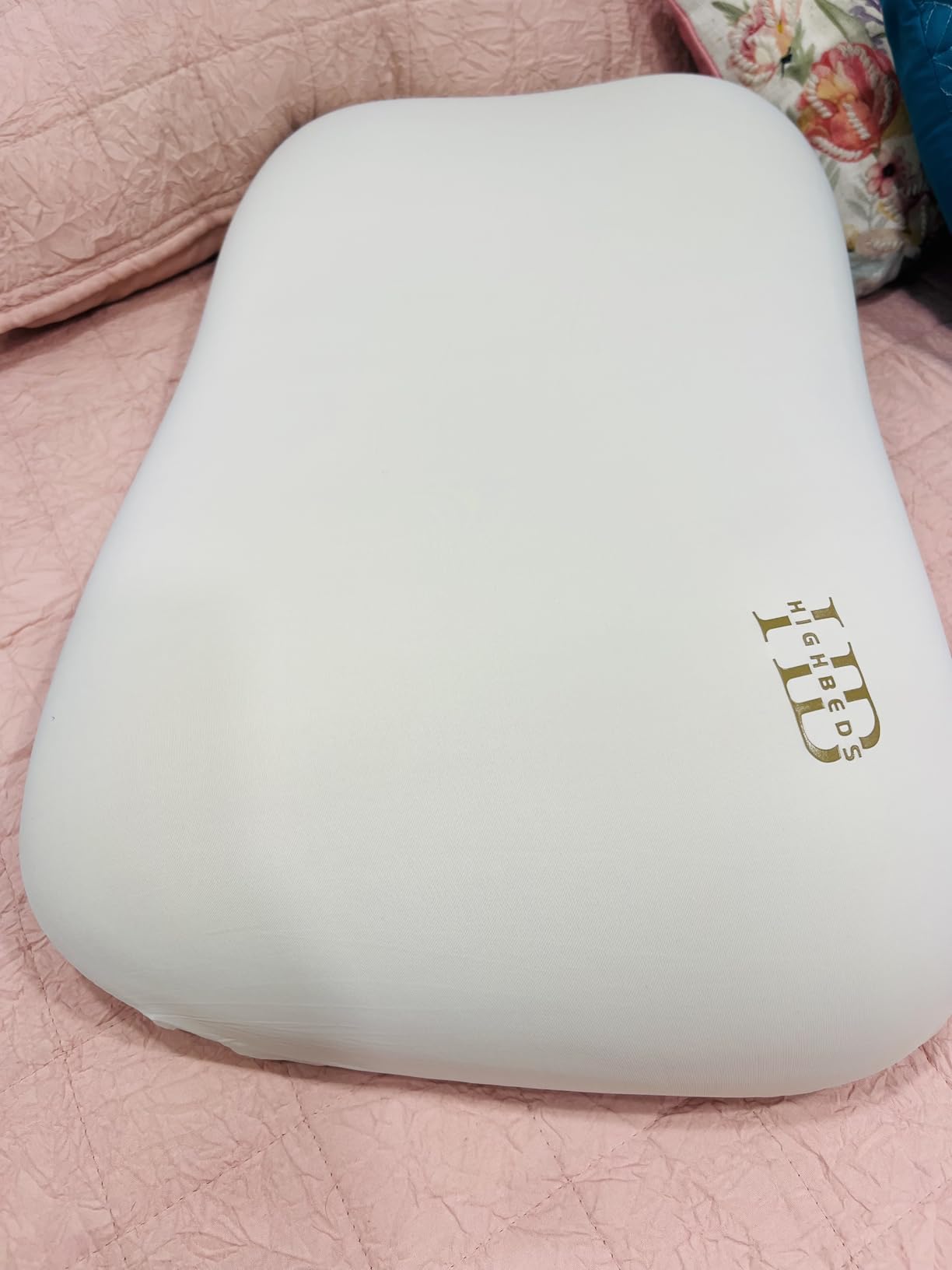 HighBeds Cervical Neck Pillow - Side Sleeper Pillow for Neck Pain Relief, Soft Ergonomic Memory Foam Pillows Ice Silk Zipperless Pillowcase, Eco-Friendly and Durable Material customer photo 2