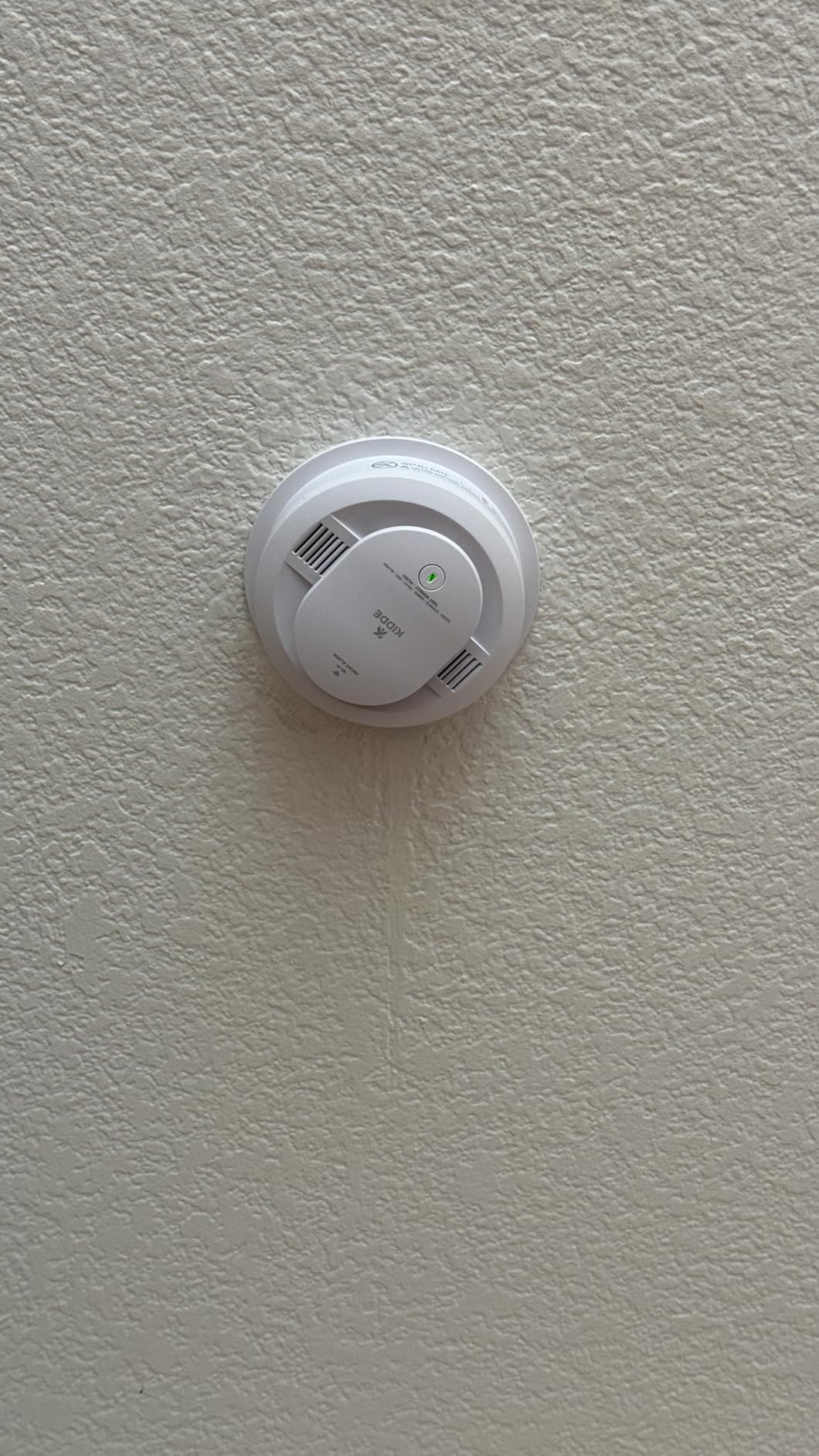 Kidde Hardwired Kidde App Enabled Smart Smoke Detector with AA Backup Battery, Interconnected Alarm customer photo 1