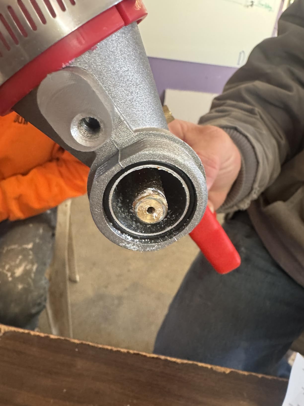 WAL-Board Tools Texture Pro 500 Hopper Gun, USA Made, Complete Kit for Wall and Ceiling Texturing, Air Control Valve, Drywall Sprayer, Knockdown Tool, Texture Sprayer, TP500 customer photo 2