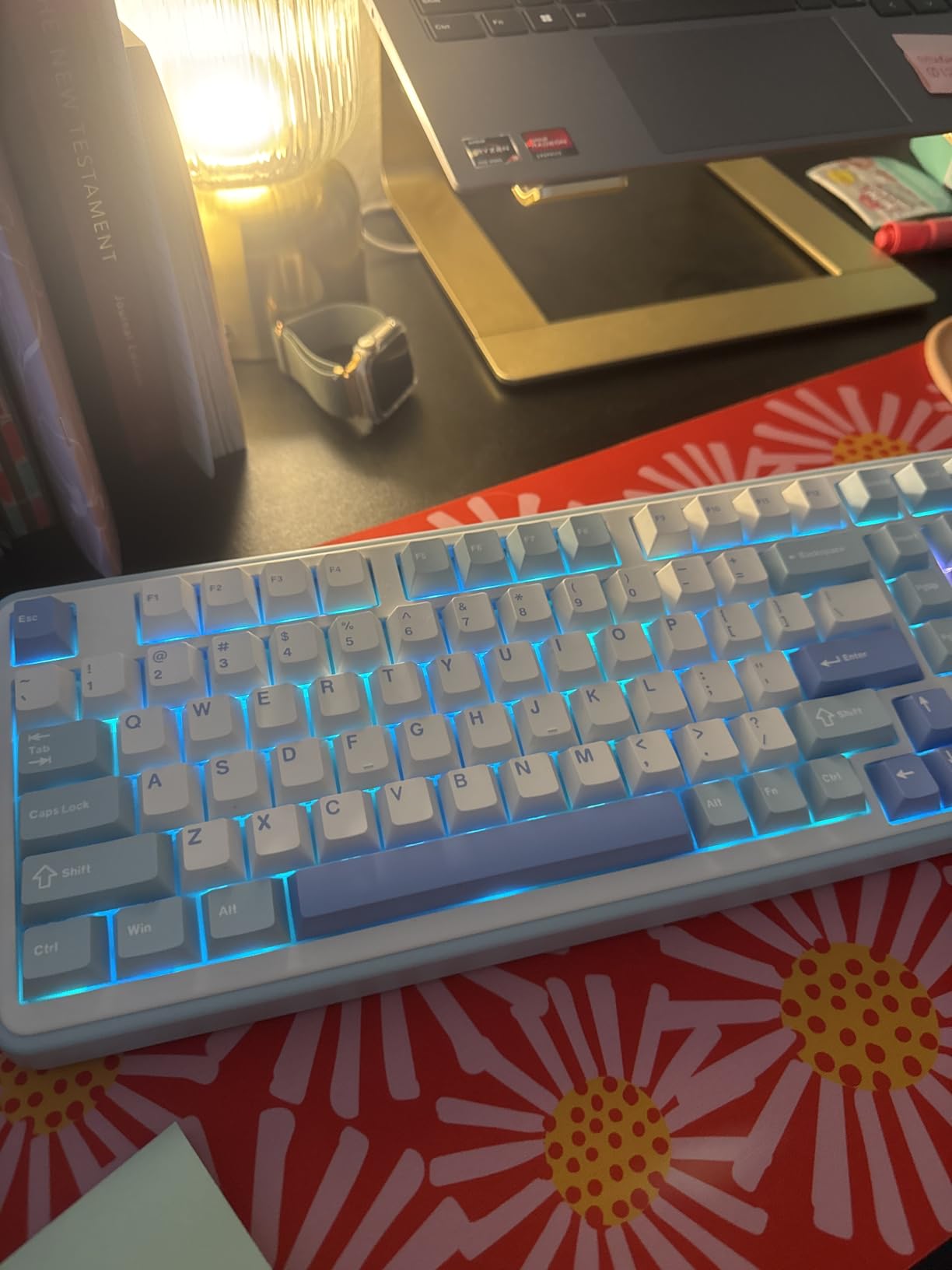 EPOMAKER TH99 Tri-Mode Wireless Mechanical Keyboard with 8000mAh Battery, Hot Swappable Custom RGB Gaming Keyboard with Numpad, Sea Salt Silent, Blue&White customer photo 2