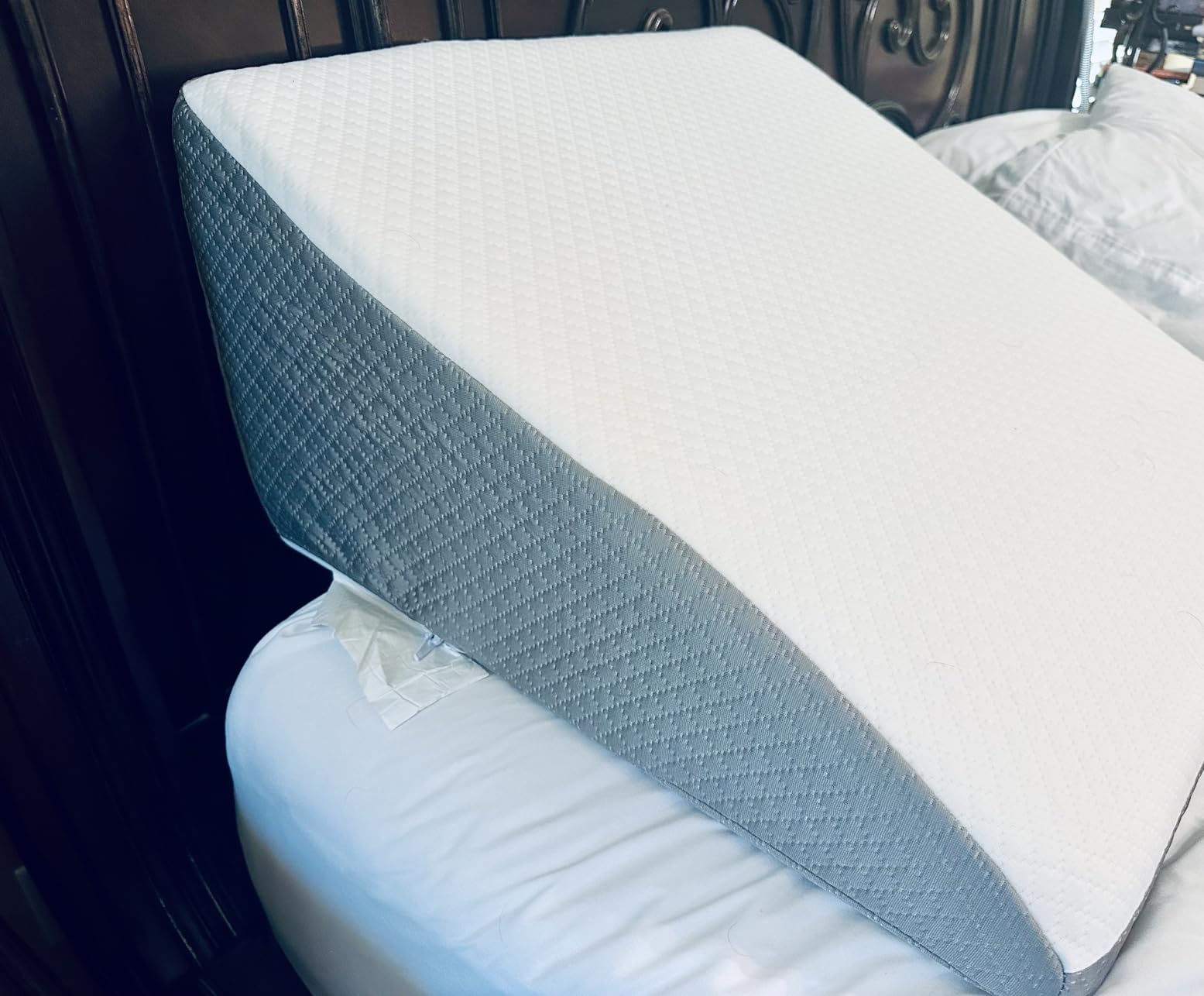 OAISZ Wedge Pillow, 10 Inch Bed Wedge Pillow for Headboard, Pillow Wedge for Acid Reflux Relief, After Surgery, Sleeping, Back Pain Relief, Memory Foam Top, LightGrey customer photo 1
