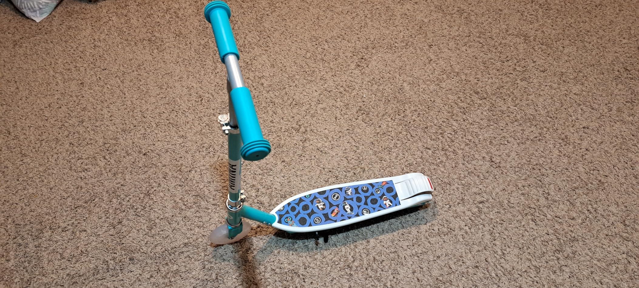 Gyroor KS2 Kids Electric Scooter - 5 MPH Safe Speed, Foot Sensor Start, LED Lights, Adjustable Handlebar, 2 Hr Fast Charge, UL2272 Certified, Ages 6-12, 121 lb Max Load customer photo 2