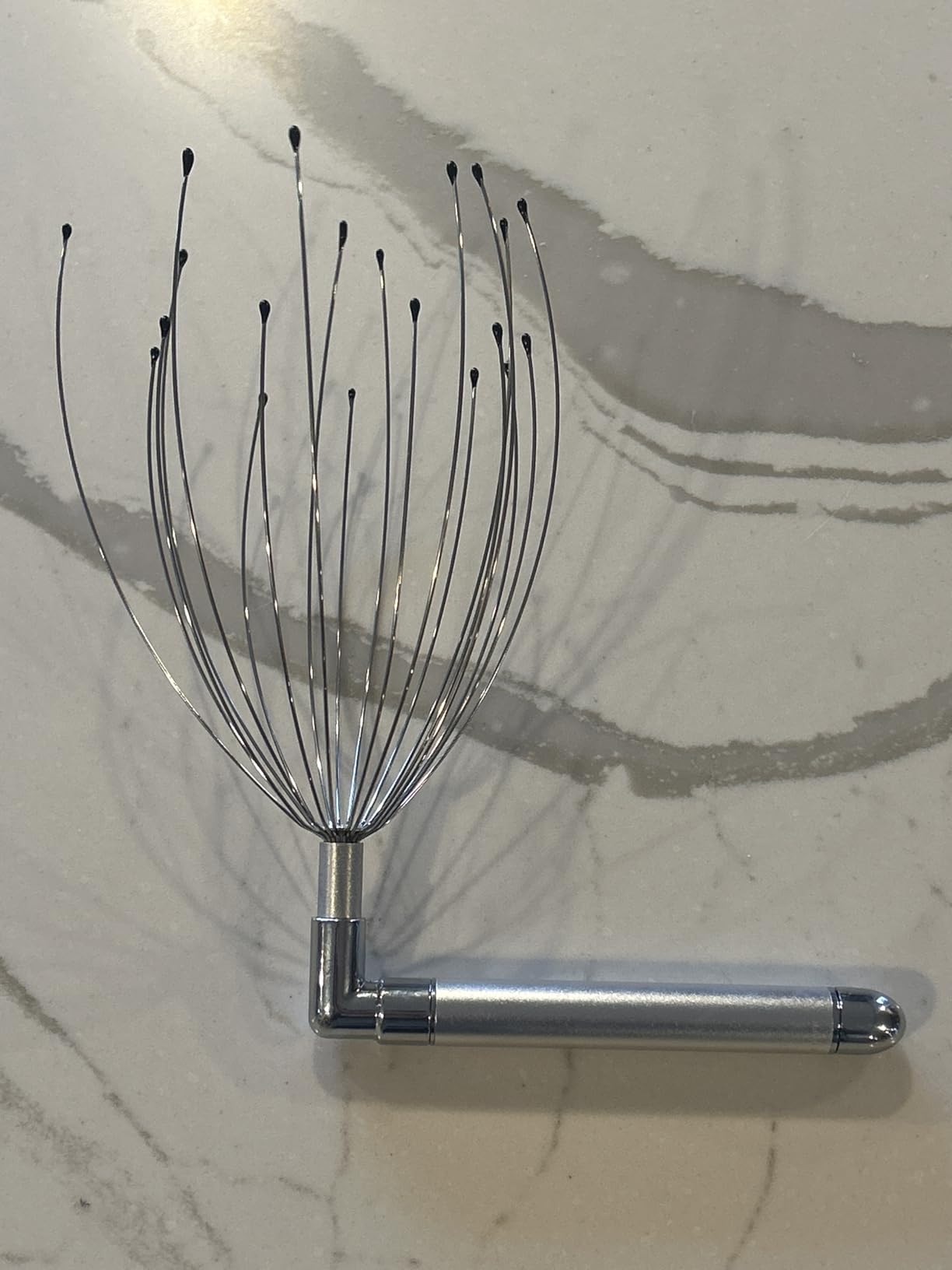 Head Massager Scalp, Vibrating Electric Scalp Massagers, Battery Powered Head Scratchers Massager Whisk Hair Massage Relax Tool with 20 Metal Fingers for Stress Relief customer photo 1
