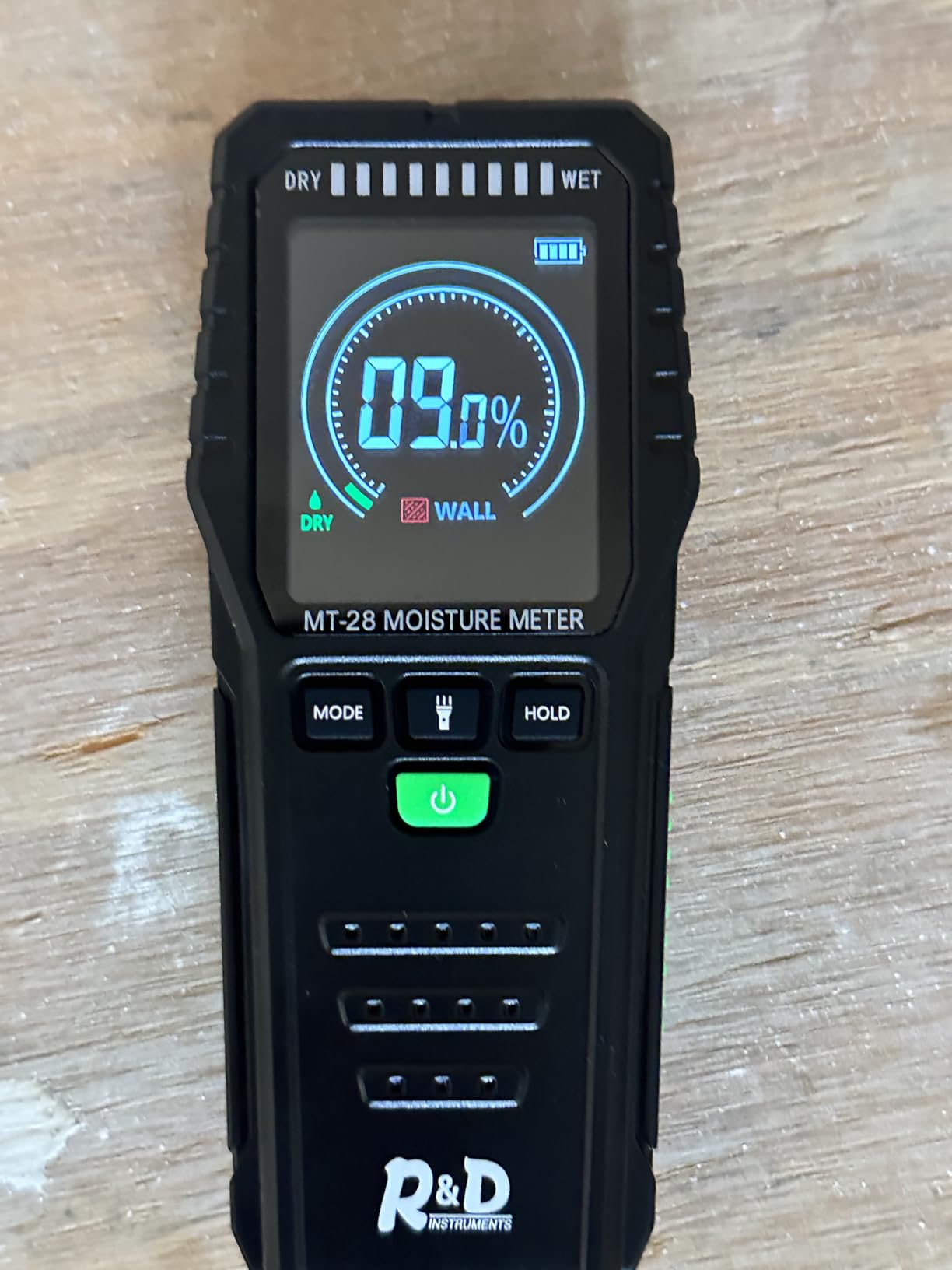 RDINSCOS Moisture Meter for Firewood Digital Wood Moisture Tester Firewood and Lumber Water Leak Detector for Wall,Lumber, building,Firewood,Humidity Tester customer photo 2