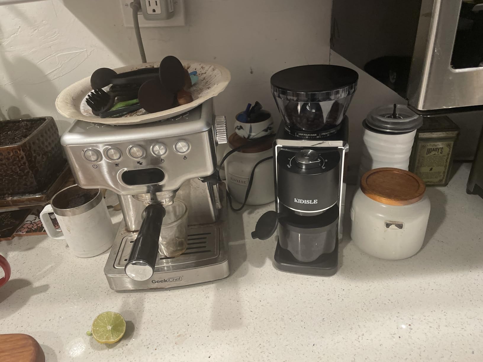 Conical Burr Coffee Grinder, Electric Coffee Bean Grinder for Precise Grinding, 35 Settings, 2-12 Cup Selector, Anti-Static Design for Home Use customer photo 1