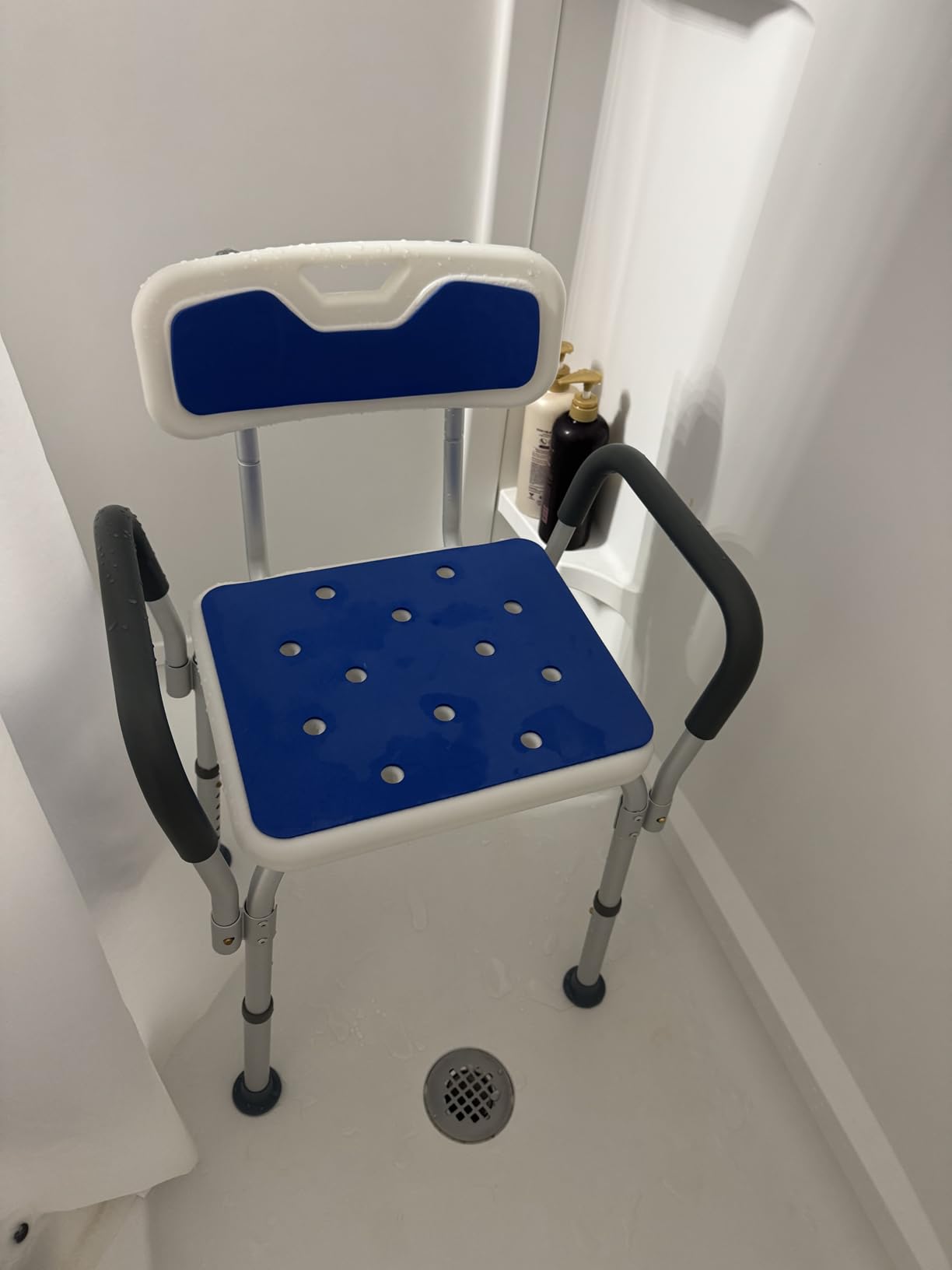 Loyoda Tub Transfer Bench and Sliding Bathtub Shower Chair for Inside Shower Chair for Elderly and Disabled, Adjustable Seat Height, Holds Weight up to 350 Lbs, Bath and Shower Safety, Transfer Bench customer photo 1