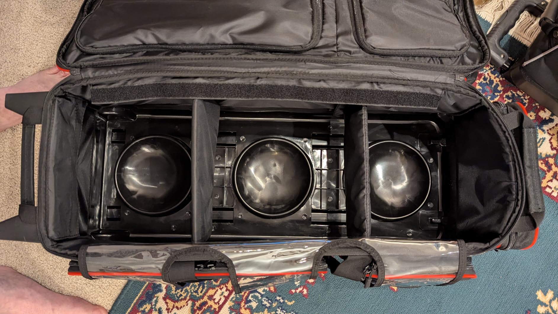 VEVOR Bowling Ball Bag, 3 Ball Double Roller Bowling Bag with Wheels, Featuring a Separate Compartment for Shoes (Up To US Size 16) & Oversized Accessory Pocket, Retractable Handle Extends to 41.34 in customer photo 2