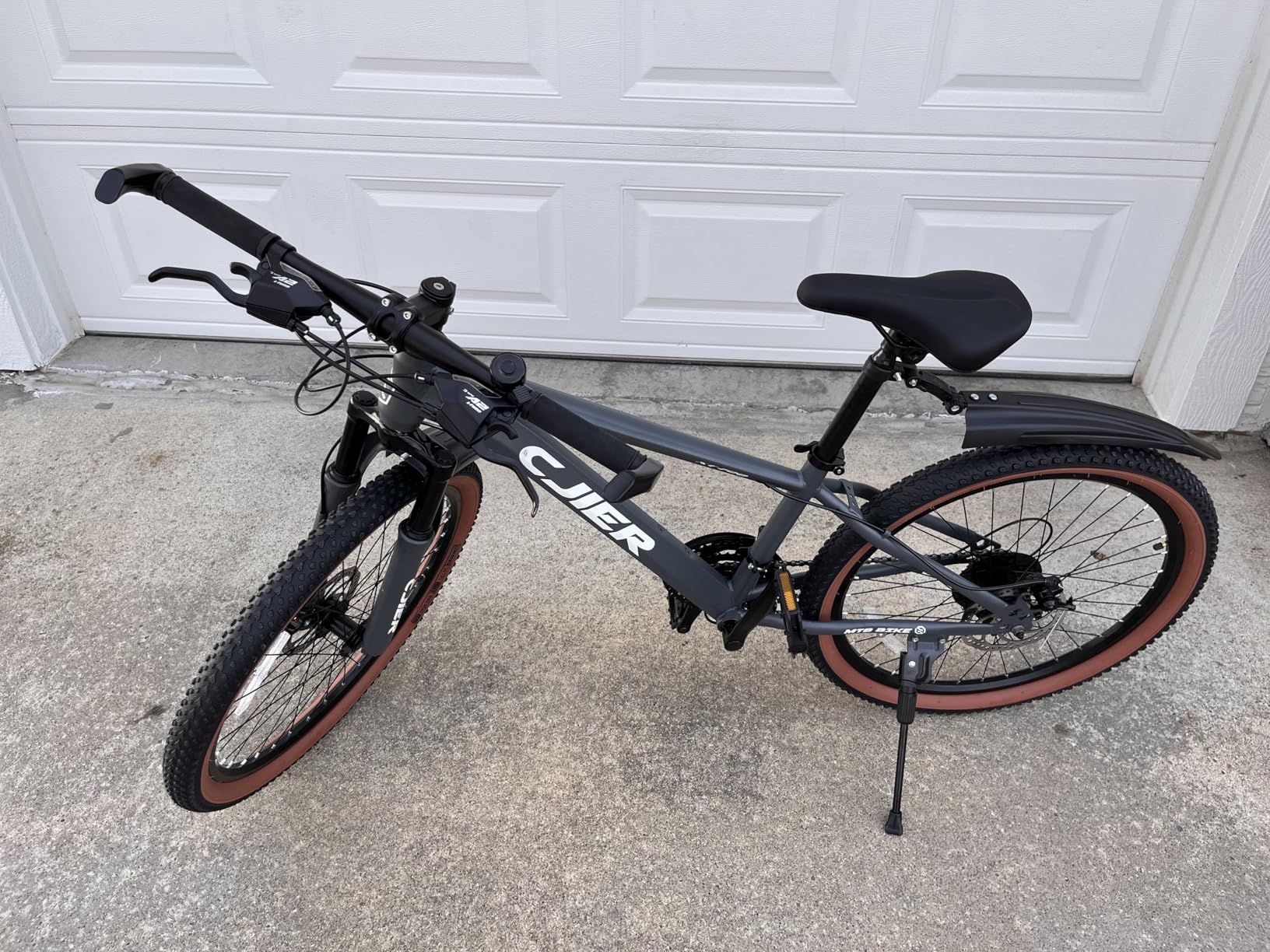 DEYGIA 24/26 inch Kids Mountain Bike for Boys/Girls/Men/Women 21 Speeds Kids Bike, 2.125'' Tires MTB Bicycle with Suspension Fork, Dual Disc Brakes, Internal Wiring Frame, Auxiliary Handle customer photo 1