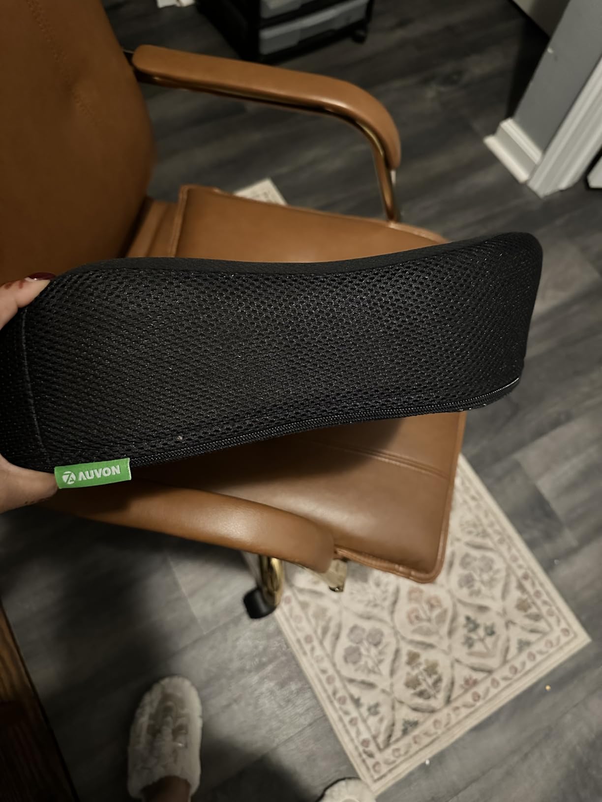 AUVON Ergonomic Donut Pillow Seat Cushion for Hemorrhoid & Tailbone Pain Relief, Thick Memory Foam Chair Cushion with Firm Support for Coccyx, Sciatica, Pressure Sores, Pregnancy, Postpartum Recovery customer photo 1