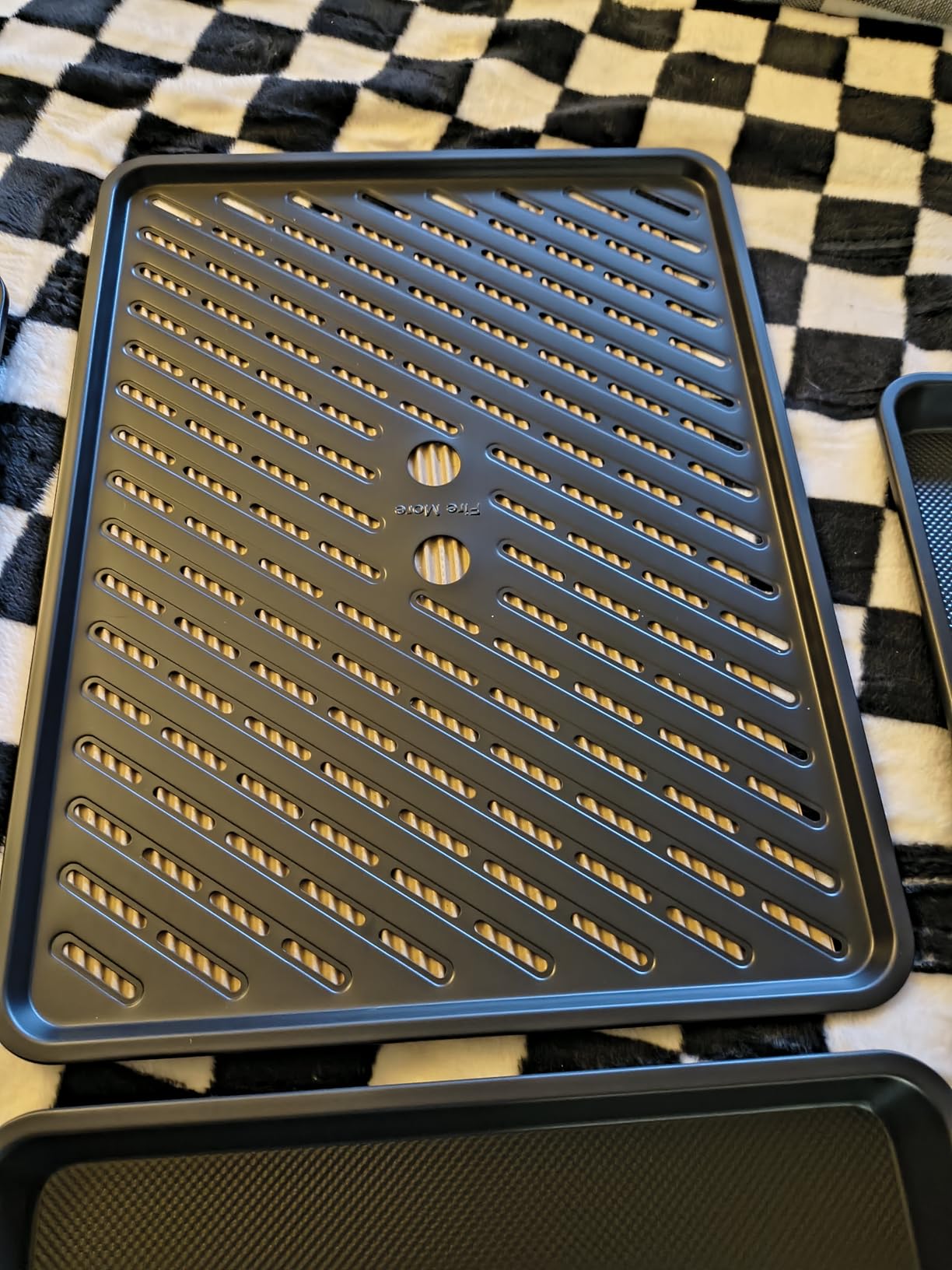 Nonstick Cookie Sheets for Baking with Cooling Rack Set of 4, 0.8mm Thick Heavy Duty Baking Sheets for Oven, Half/Quarter/Jelly Roll Pans Oven Trays, Baking Pan Set with Diamond Texture customer photo 1