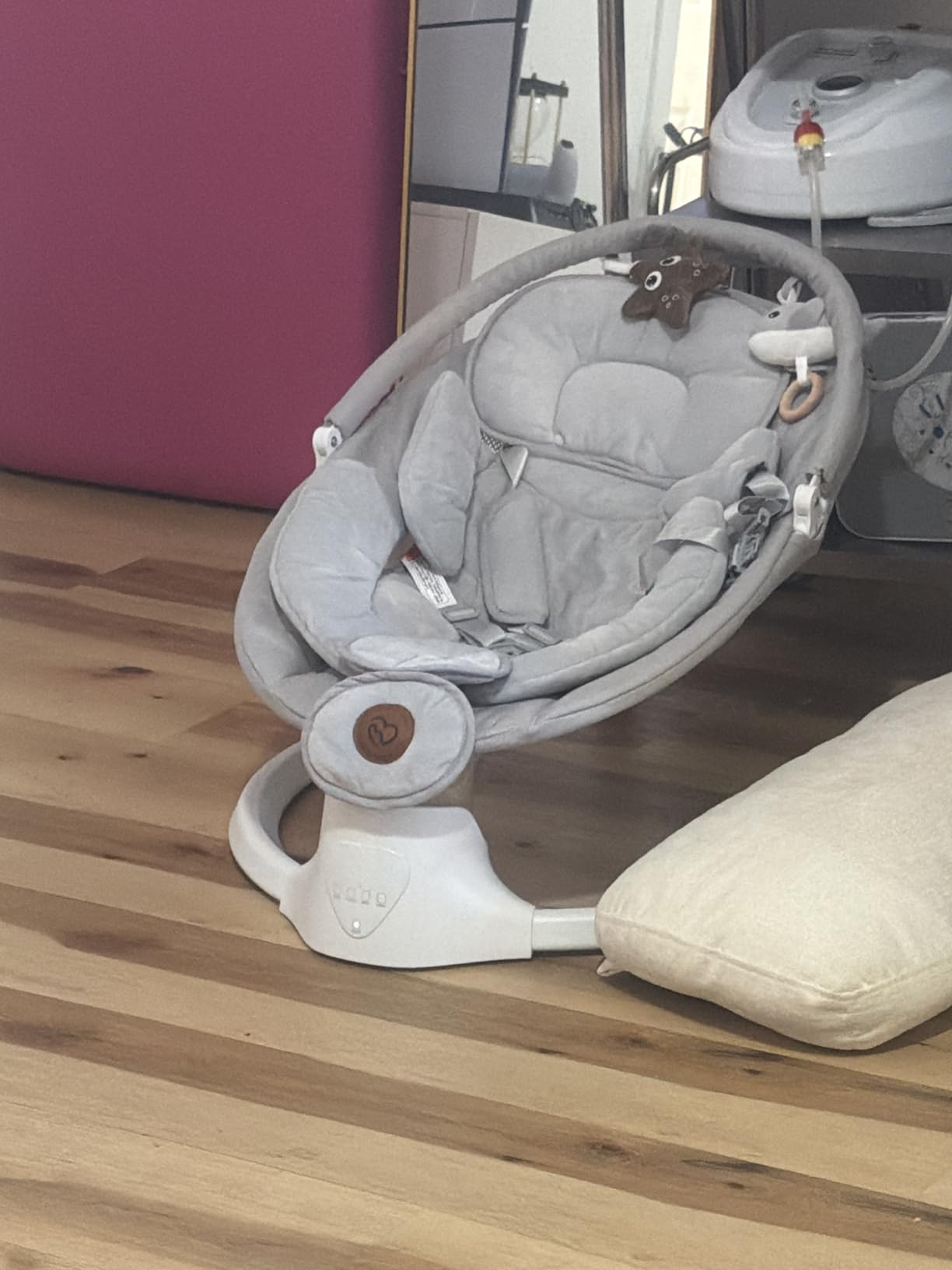 FasonBaby Electric Baby Swing with 10 Preset Melodies, 5 Speeds, Remote Control and Bluetooth - Portable Infant Swing (Beige) customer photo 1