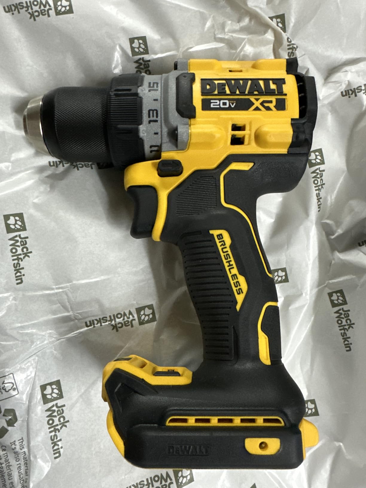 DEWALT 20V MAX XR Brushless Cordless 1/2 in. Drill Driver Kit With DEWALT POWERPACK Batteries and Charger (DCD801QQ2) customer photo 2