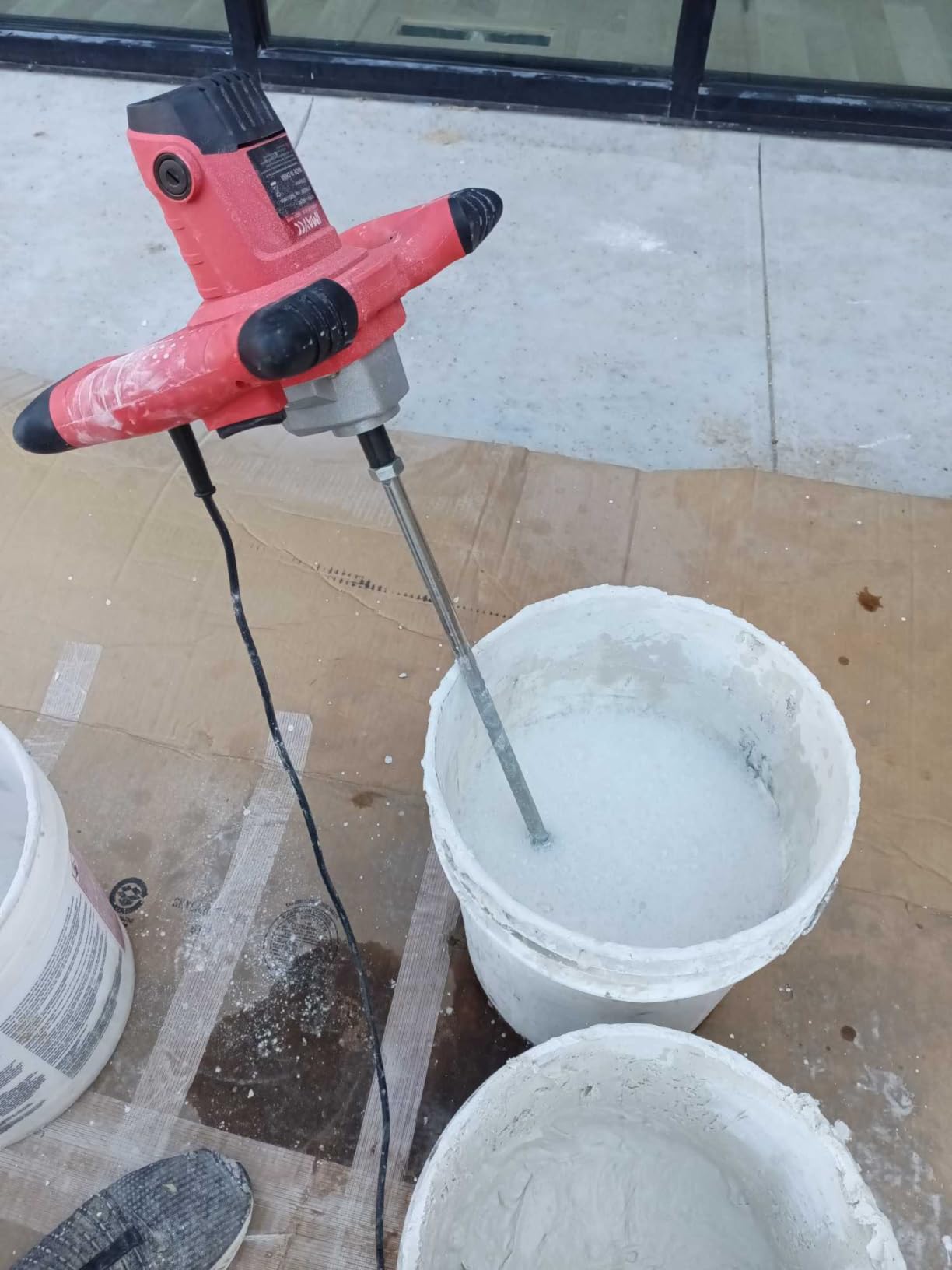IMAYCC Handheld Cement Mixer, Portable Concrete Mixer, 110V 6 Speed Mixing Drill, 2100W Drill Mixer for Mud, Mortar, Paint, Grout, Plaster, Thinset customer photo 1