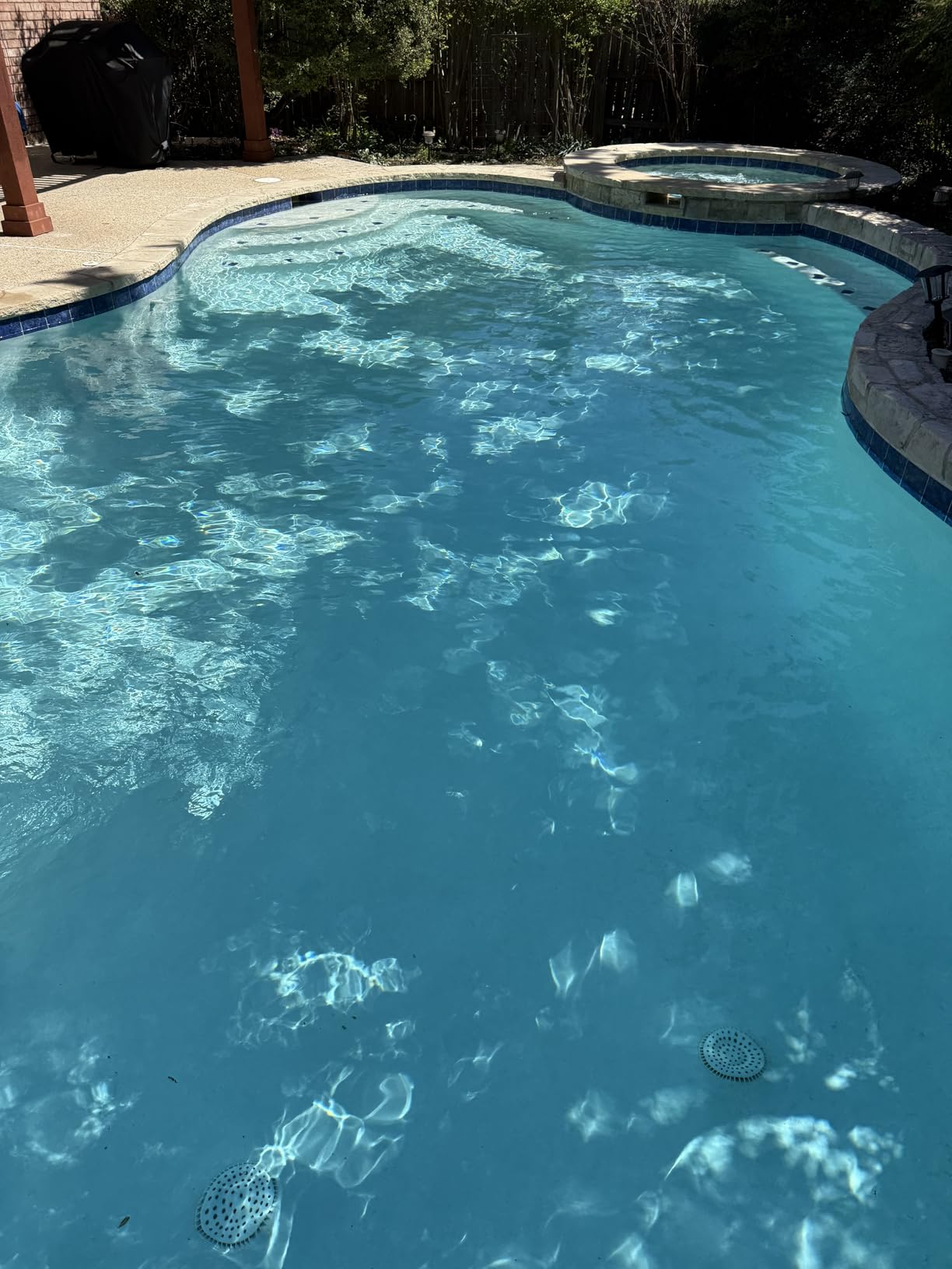 Aiper Scuba S1 Robotic Pool Cleaner, Wall & Waterline Cleaning, Dual Filtration, Extended 240-Min Battery Life, Smarter Navigation with High-Precision Sensors, App Support, OTA Upgrade customer photo 2