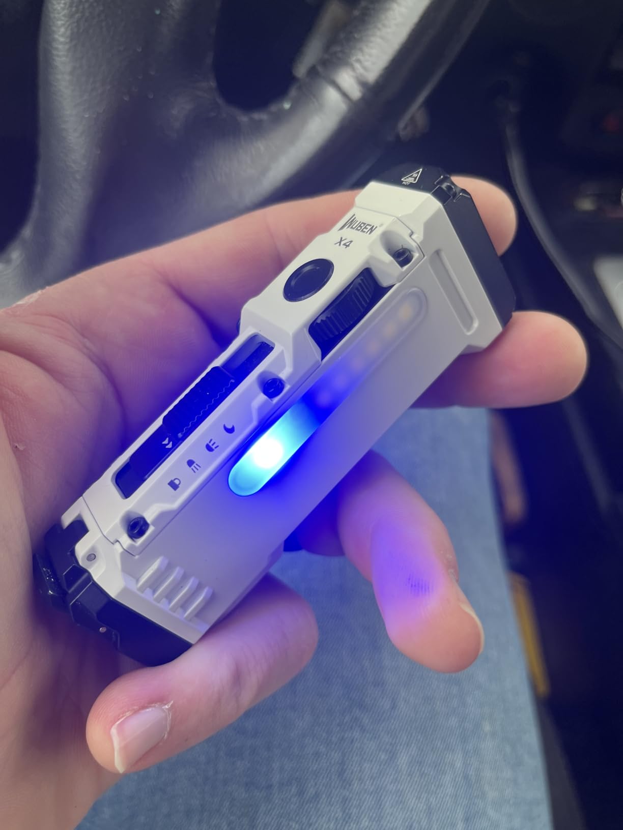 WUBEN X4 EDC Rechargeable Flashlight with RGB Light, LED Flashlight 1500 High Lumens with Tactical Switch and Magnetic customer photo 1