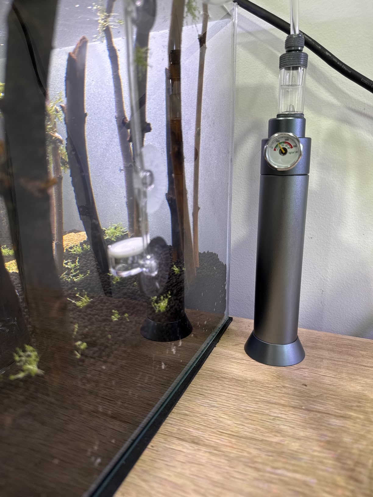 Complete Aquarium CO2 System, Desktop CO2 Regulator with 45g Disposable CO2 Cartridge, Compatible with 5/8